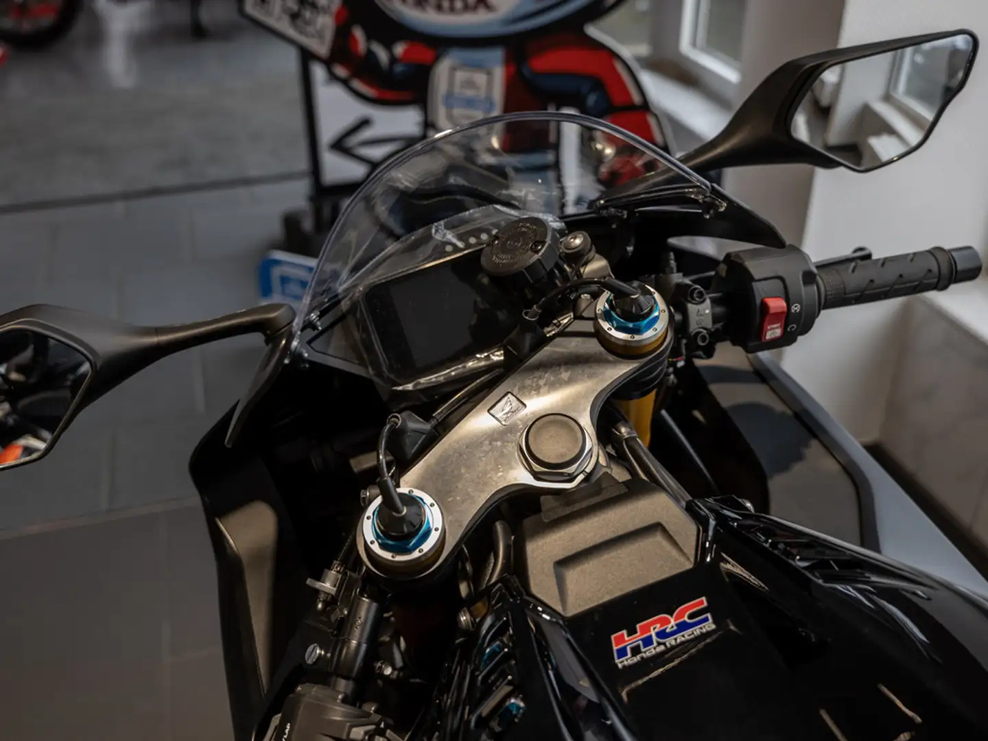 Honda CBR 1000 RR-R Fireblade SP AKRAPOVIC LED Noir - 2