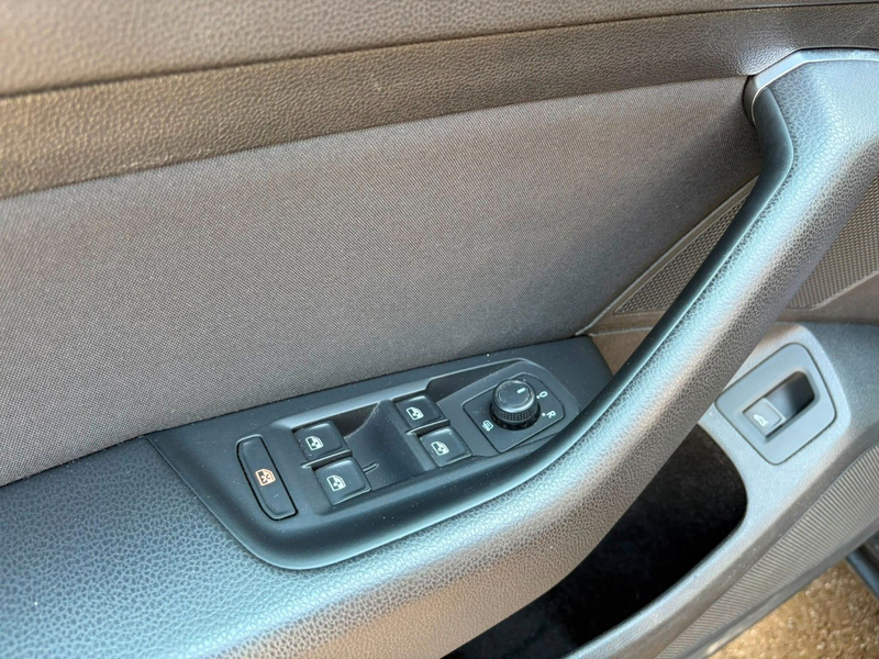 Volkswagen Passat Variant Passat Var. Business Automatik MWST AUSWEISBAR — photo 14