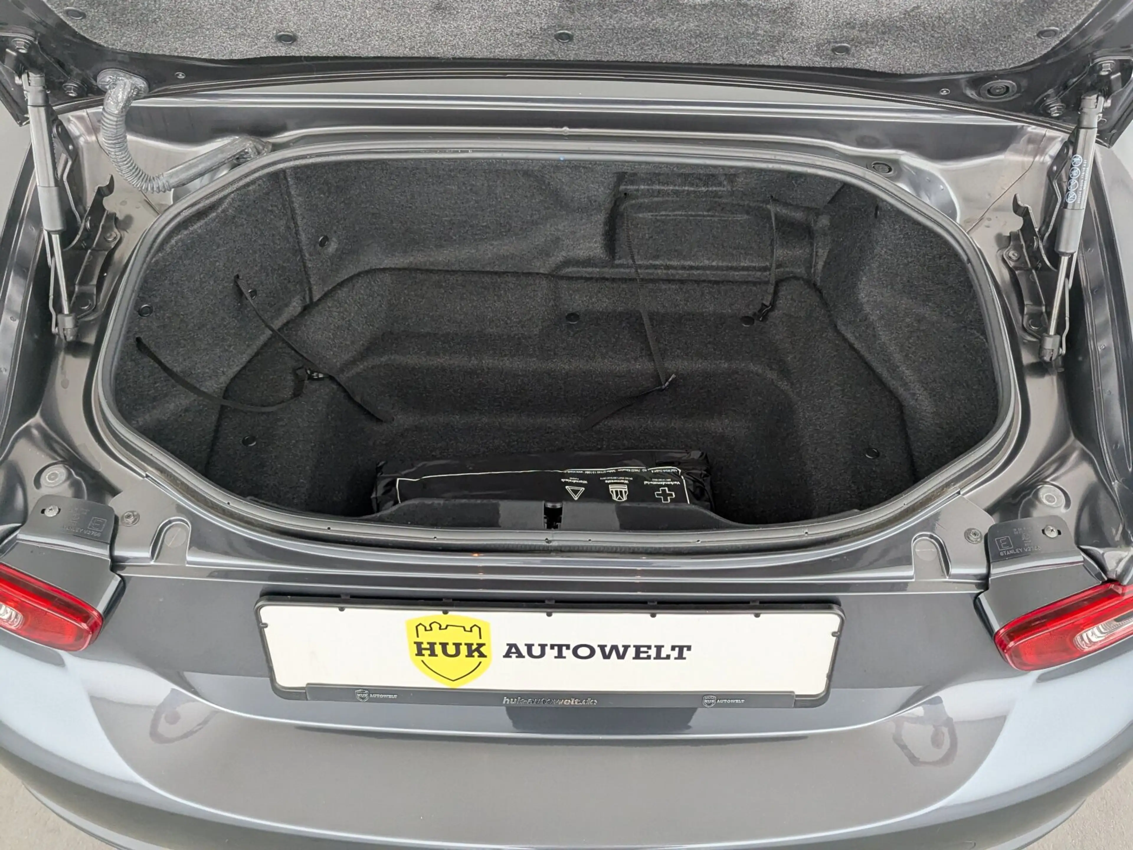 Fiat 124 Spider 124 Spider 1.4 MultiAir Turbo BLUETOOTH+ — photo 11