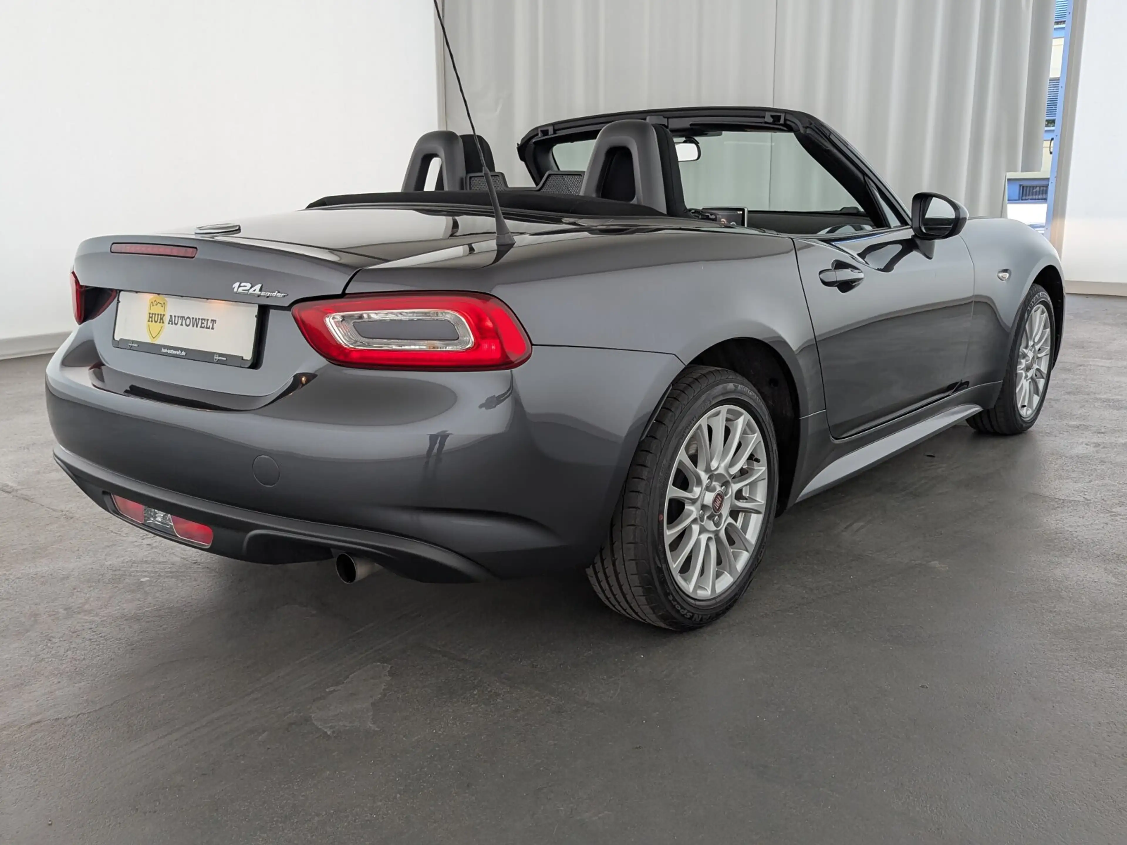 Fiat 124 Spider 124 Spider 1.4 MultiAir Turbo BLUETOOTH+ — photo 6