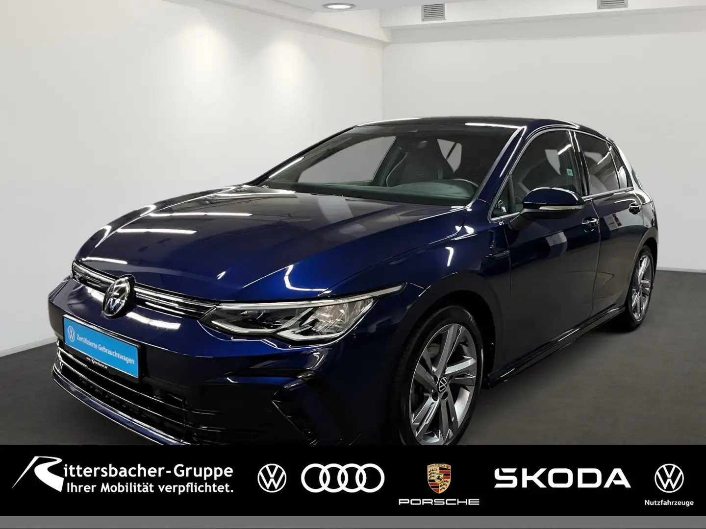Volkswagen Golf VIII 1.5 TSI R-Line Blau - 1