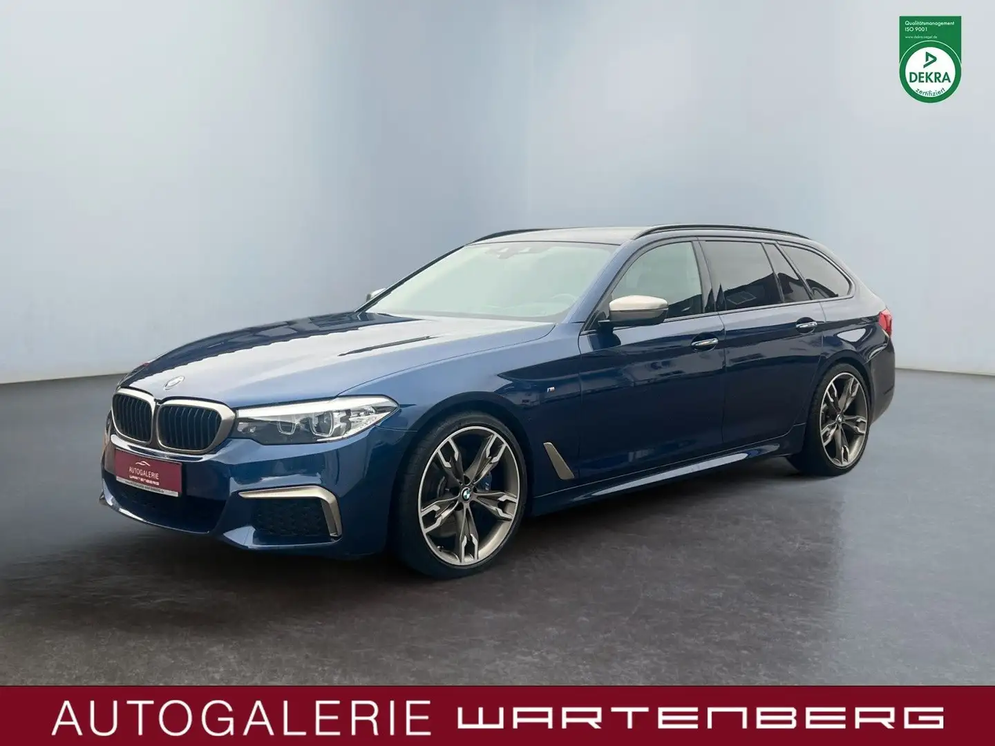 BMW 550 d xDrive Touring/AHK/LED/HUD/H&K/CAM/NAVI/ Blau - 1