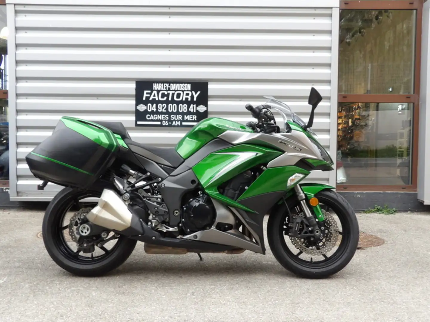 Kawasaki Z1000 SX Verde - 1