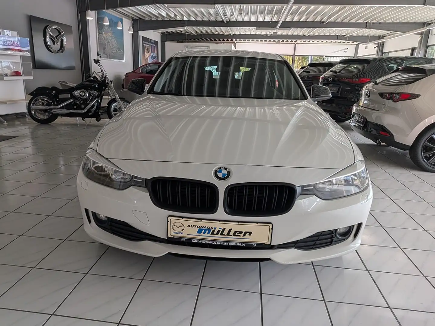 BMW 320 d 320 d Biały - 2