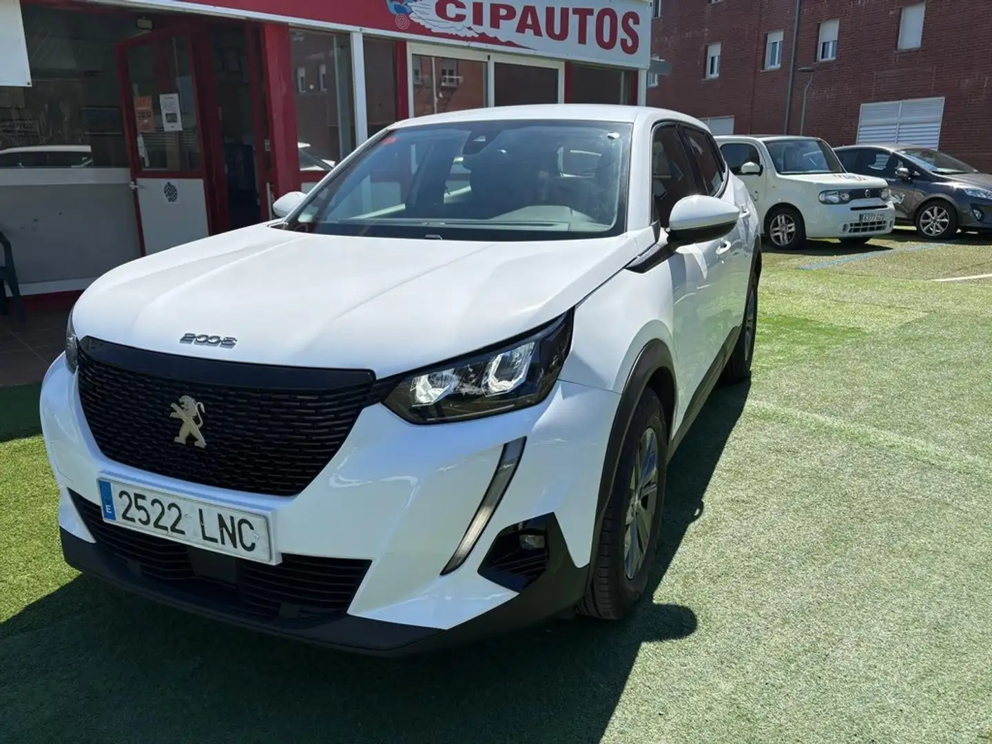 Peugeot 2008 1.2 PureTech S&S Active Pack 100 Blanco - 1