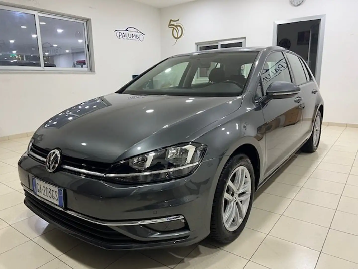 Volkswagen Golf Golf 5p 1.0 tsi Business 115cv Gris - 1