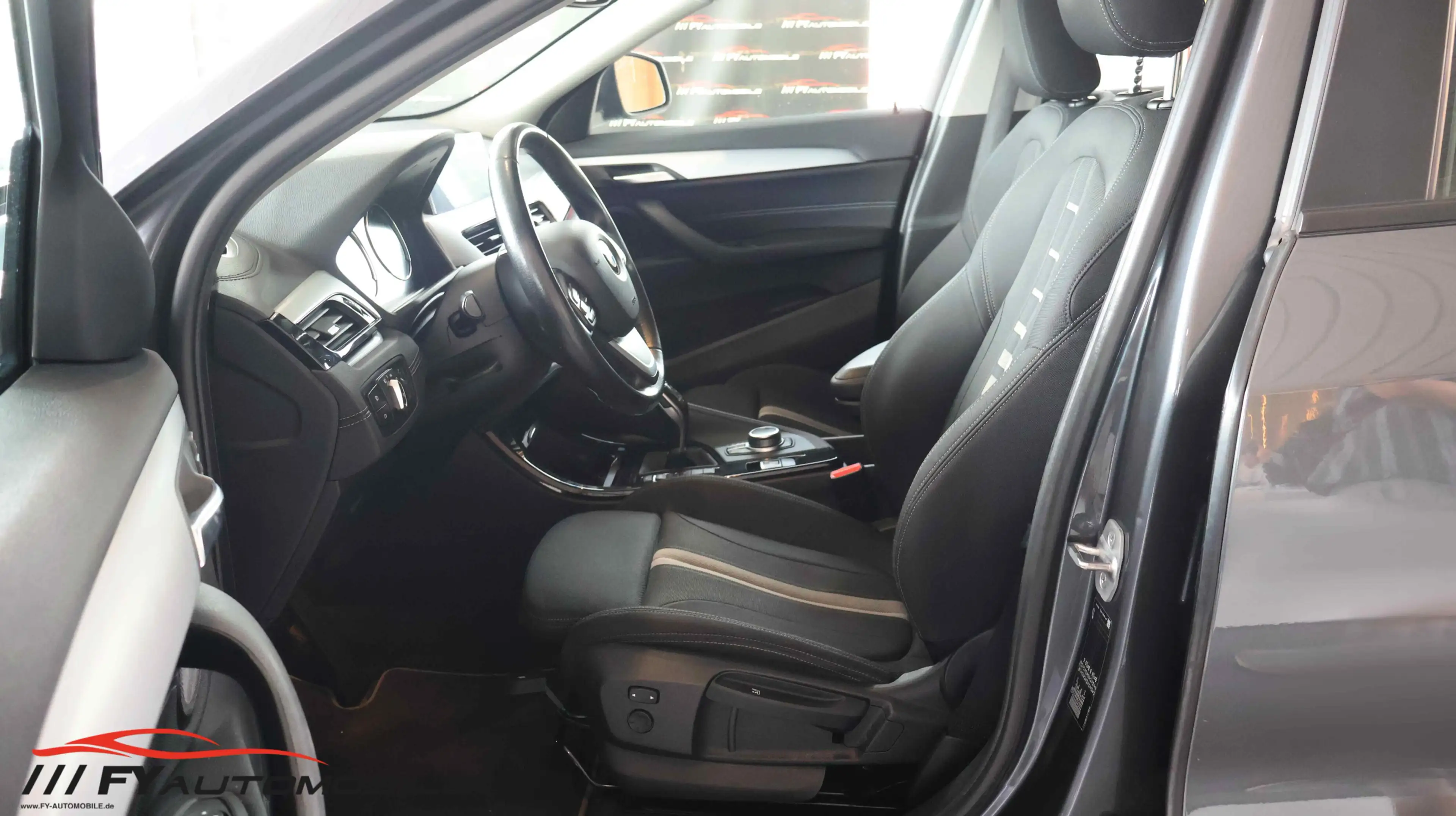 BMW X2 sDrive 20 I Advantage* Automatik* Garantie — photo 11