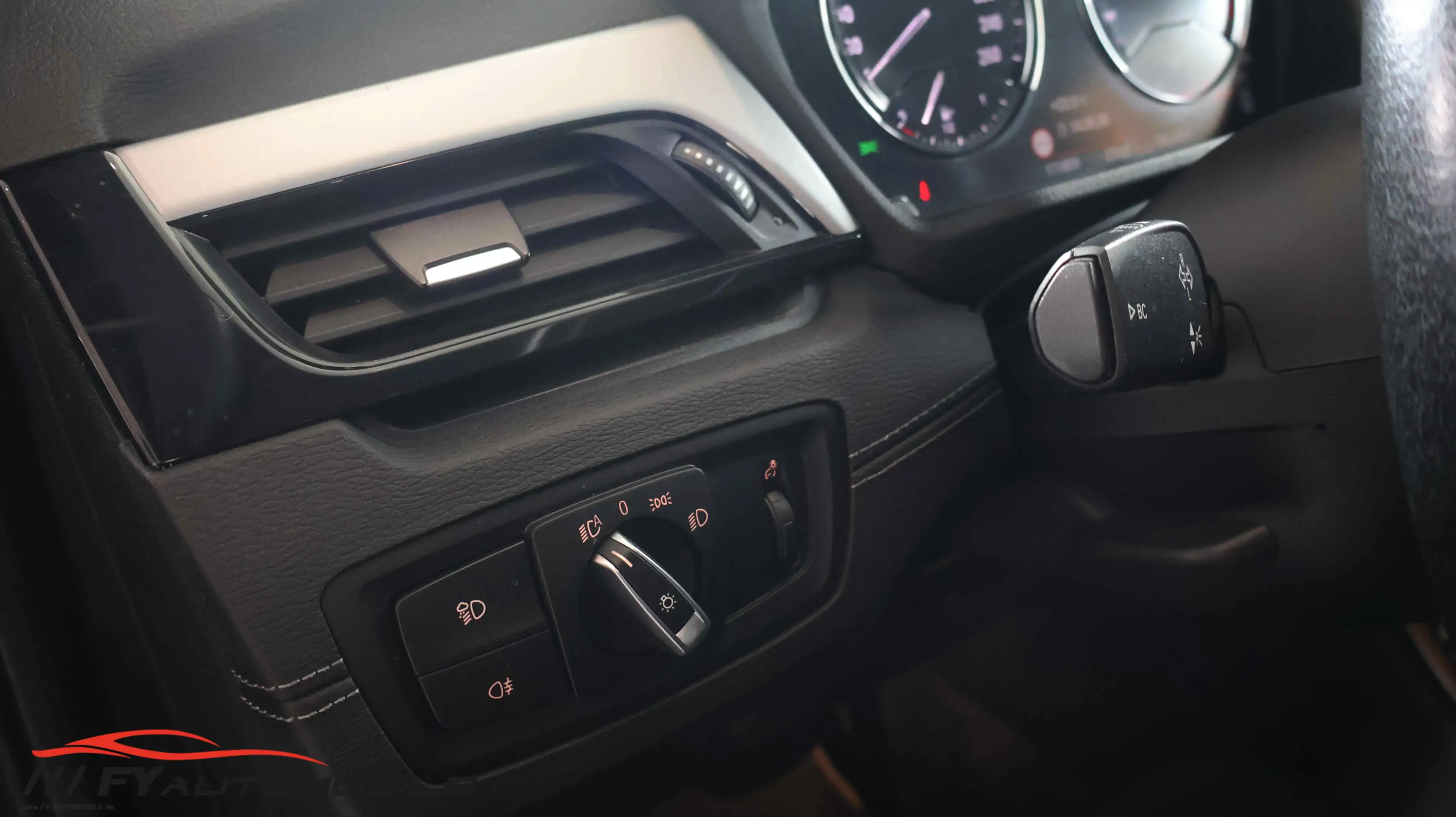 BMW X2 sDrive 20 I Advantage* Automatik* Garantie — photo 13
