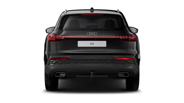 Audi Q5 view 4