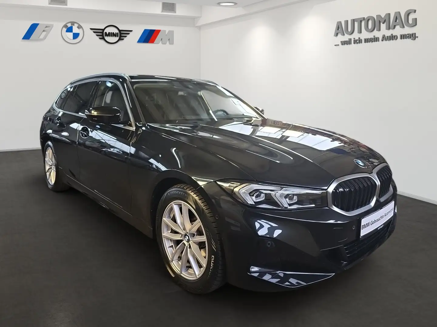 BMW 318 d Touring*Parkassist*Live Cockpit Plus*LED*Alarm*S Schwarz - 2