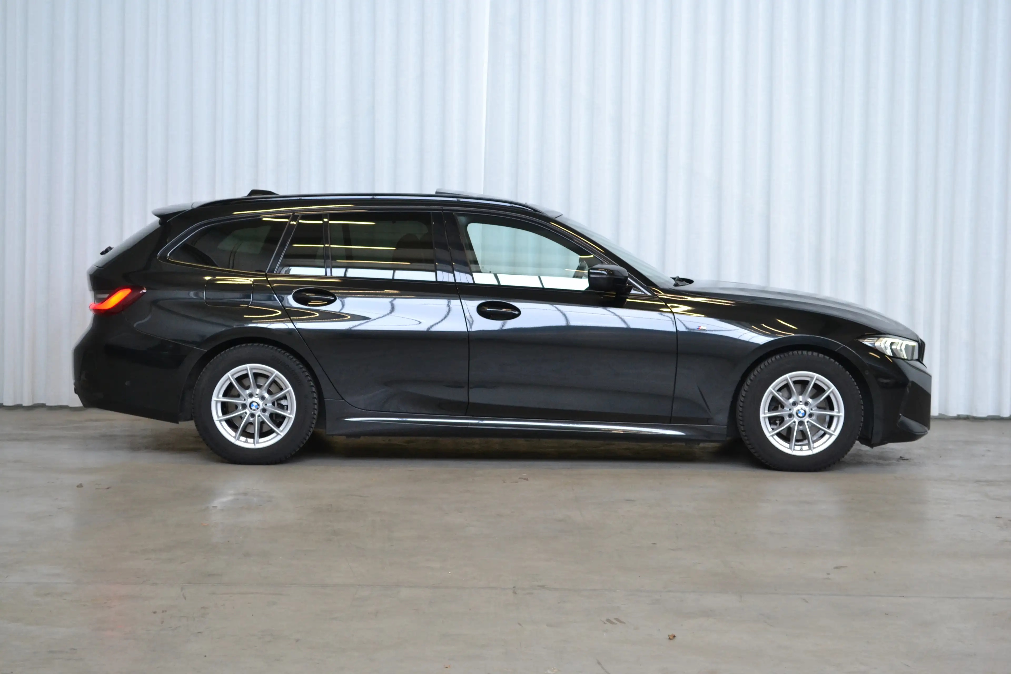 BMW 316 dA Touring | M-SPORT | FACELIFT | 19" | PANO DAK | LEDER COGNAC | LED | SPORTZETELS — photo 4