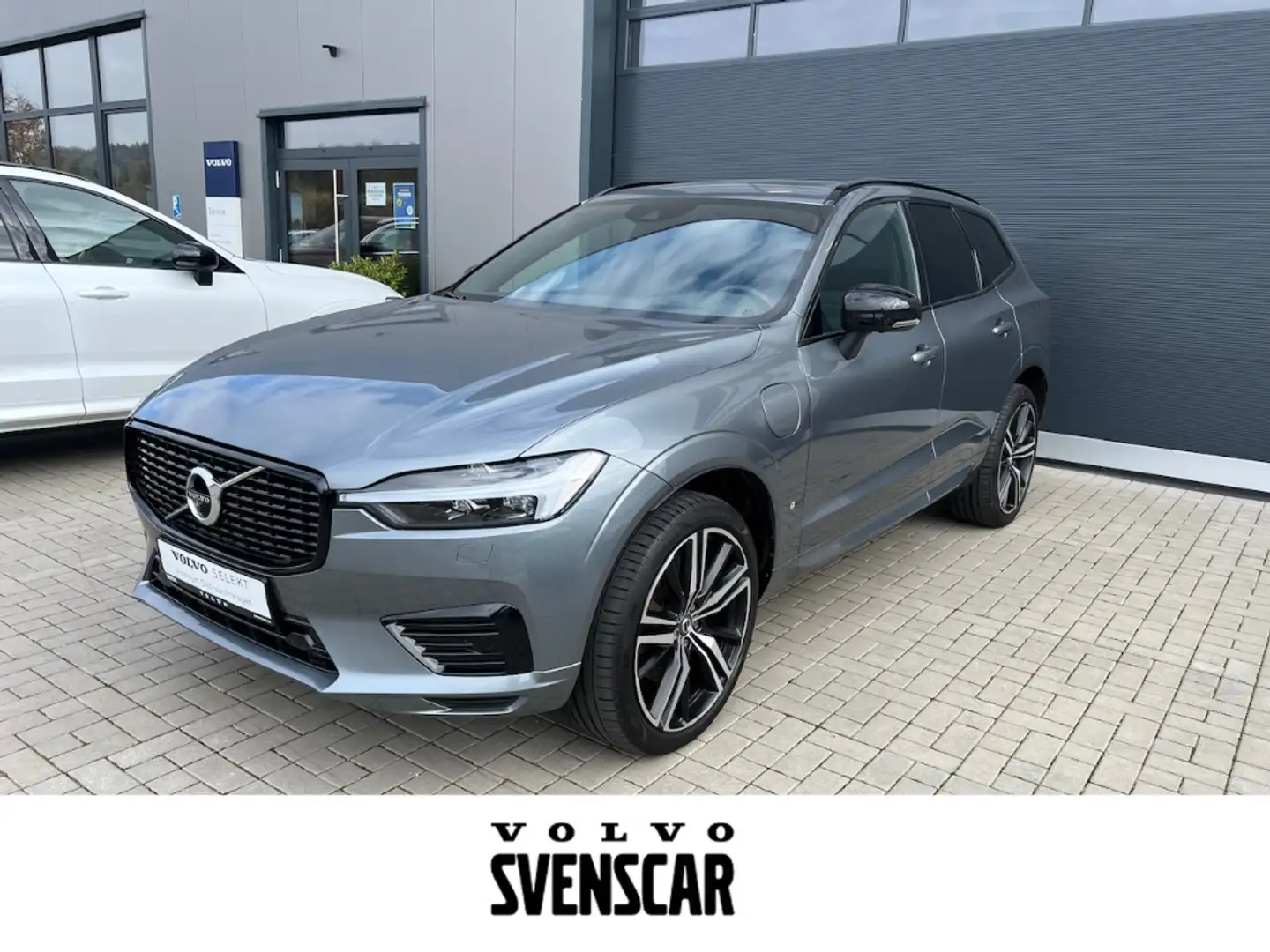 Volvo XC60 R-Design Recharge AWD T6 HUD StandHZG AHK AHK-klap Grau - 1