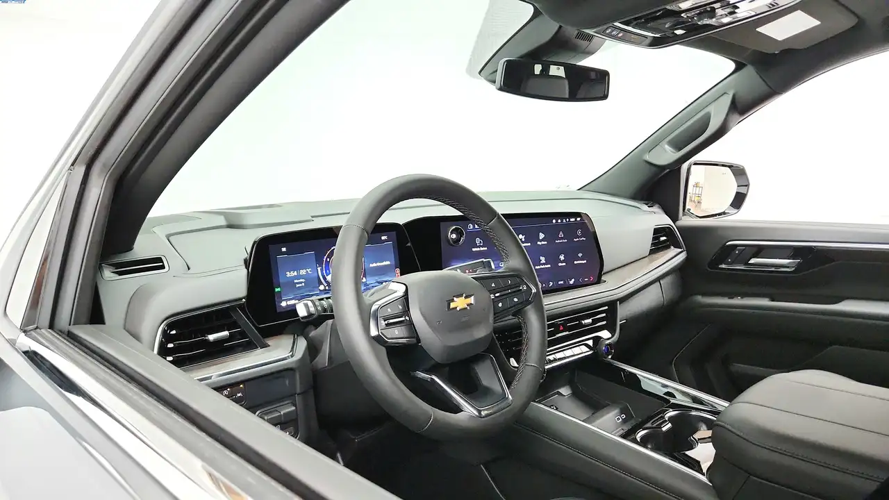 Chevrolet Suburban снимка Chevrolet Suburban