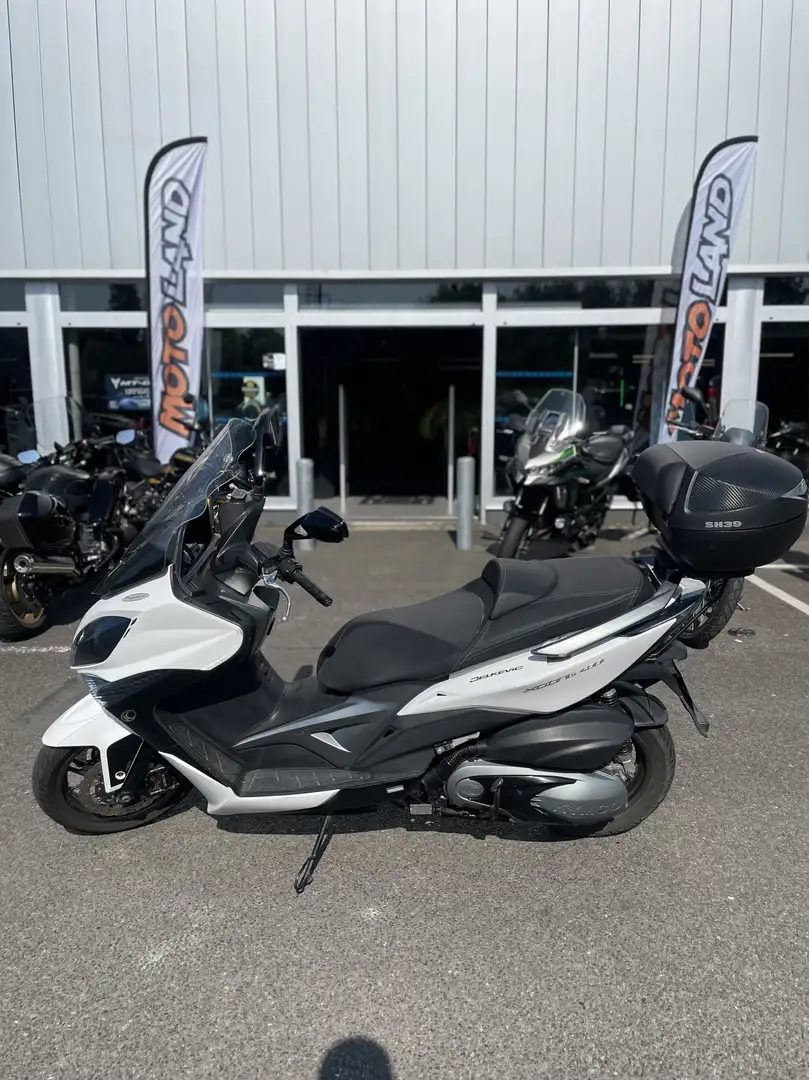 Kymco Xciting 400i Alb - 1