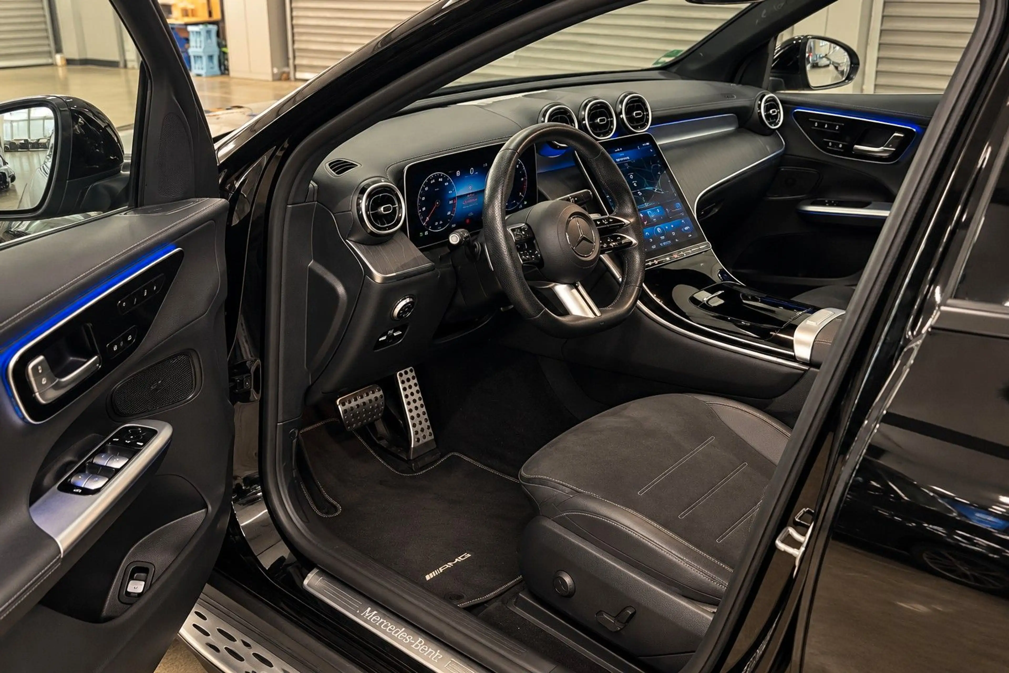 Mercedes-Benz GLC 220 d 4Matic AMG-LINE|NIGHT-PAKET|PANORAMA — photo 9