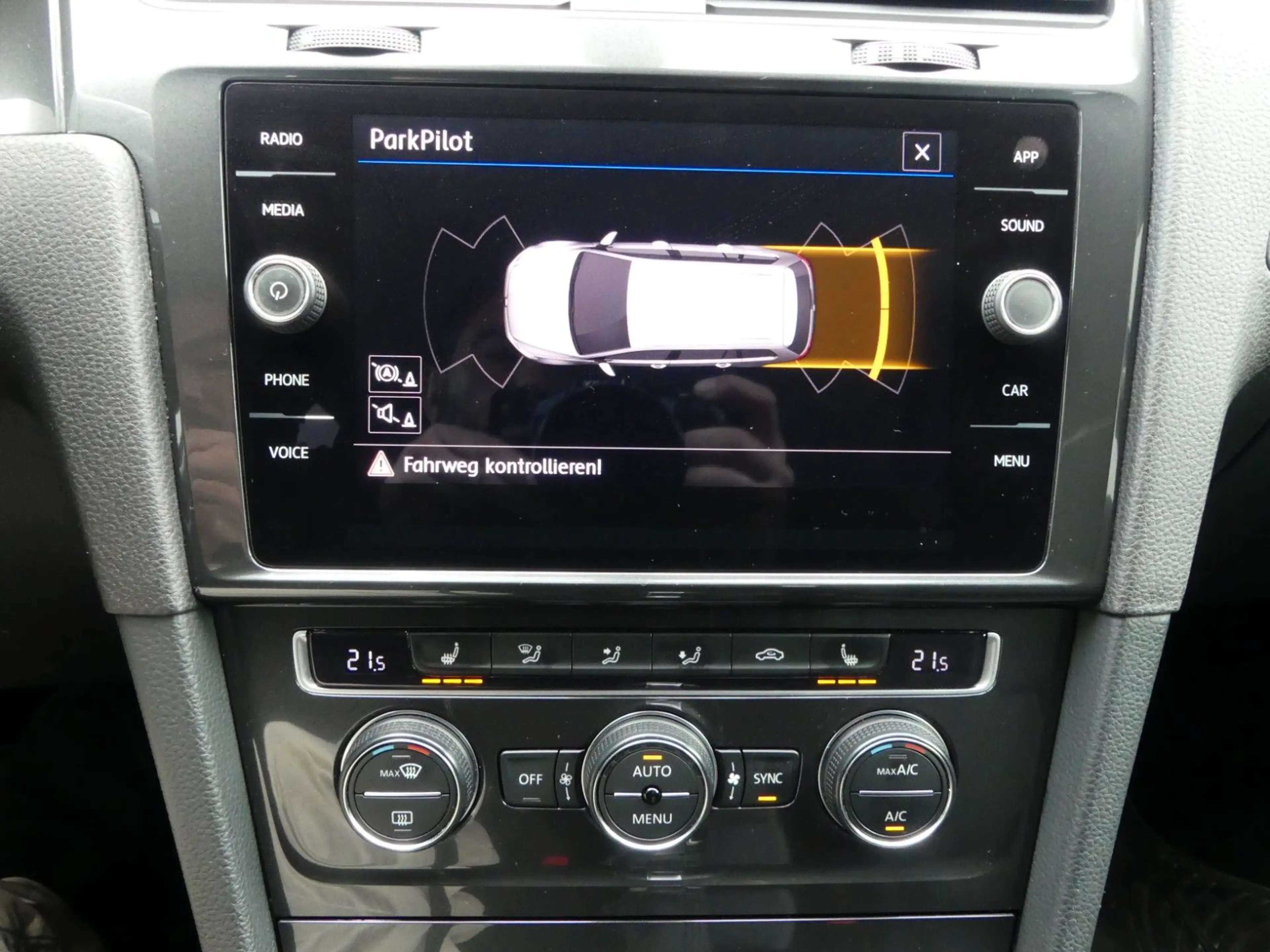 Volkswagen Golf VII Variant Comfortline Navi | PDC | ACC — photo 13