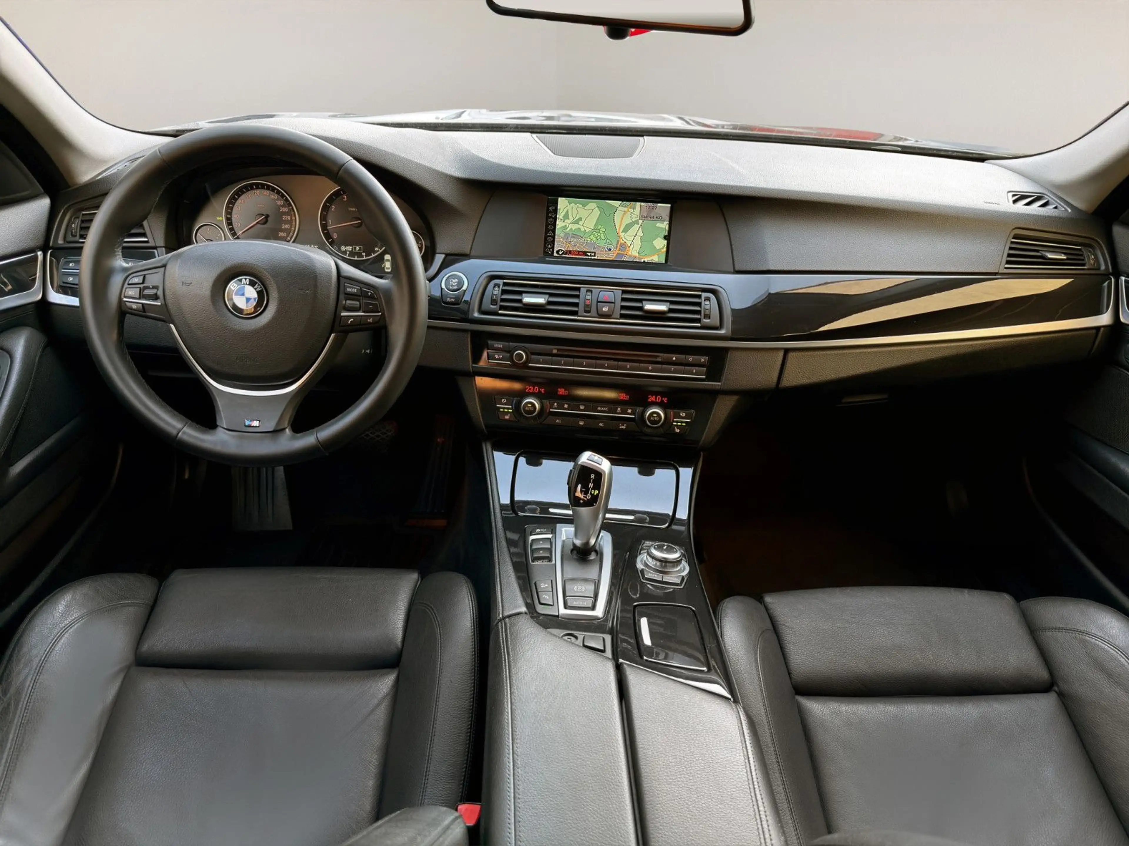 BMW 535 i XD SPORT*Aut.*Leder*Navi*Klimaaut.*AHK*PDC* — photo 13