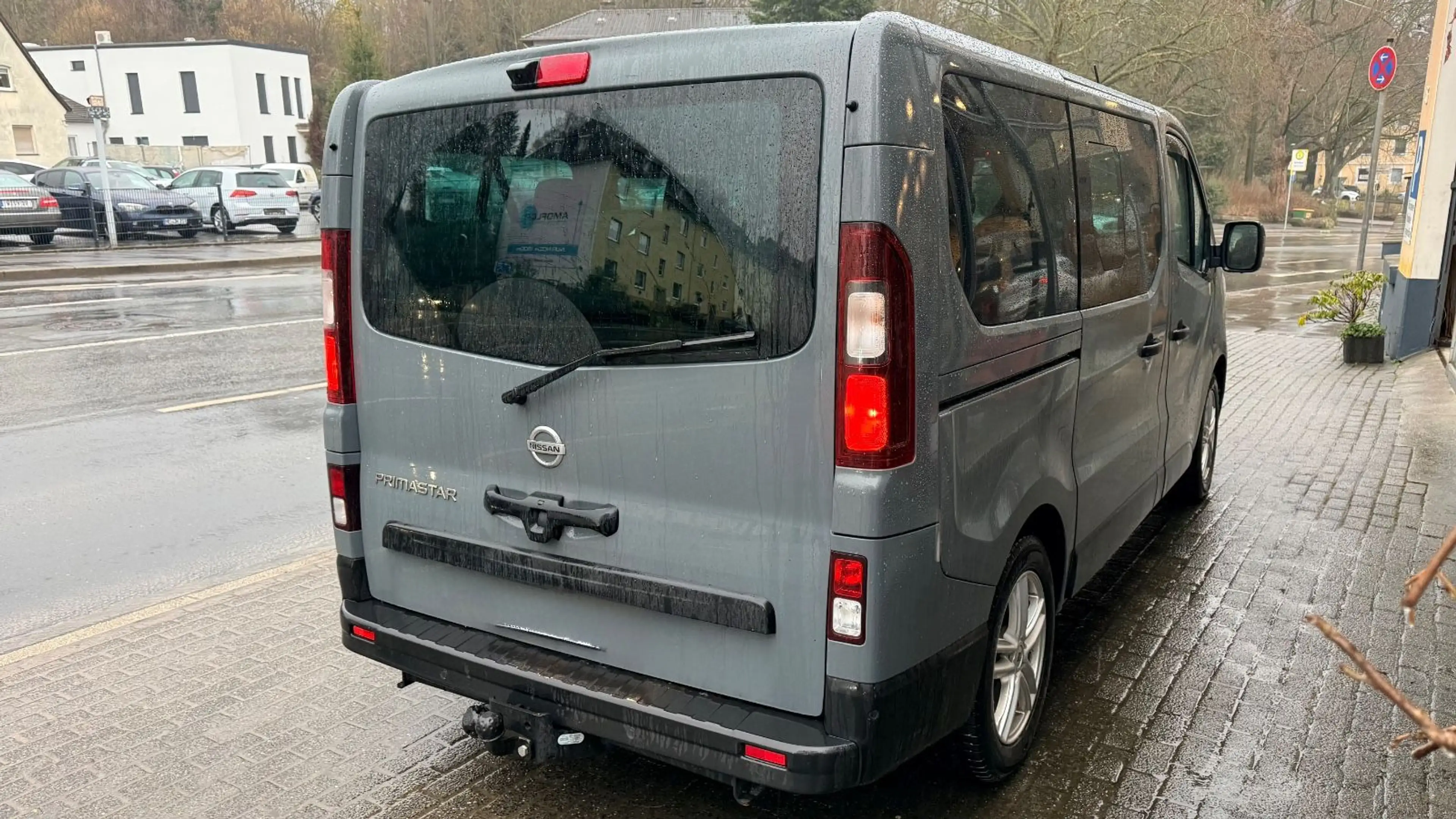 Nissan NV300 Kombi L1H1 2,8t TEKNA — photo 3