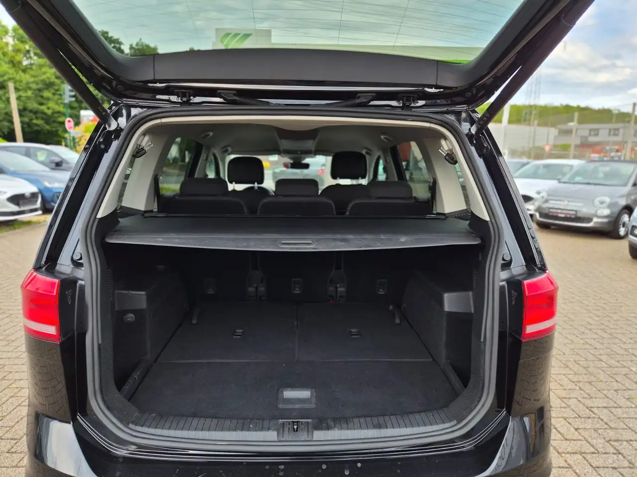 Volkswagen Touran Highline/7-Sitzer/Navi/PDC/Garantie/2.Hd, миниатюра 11