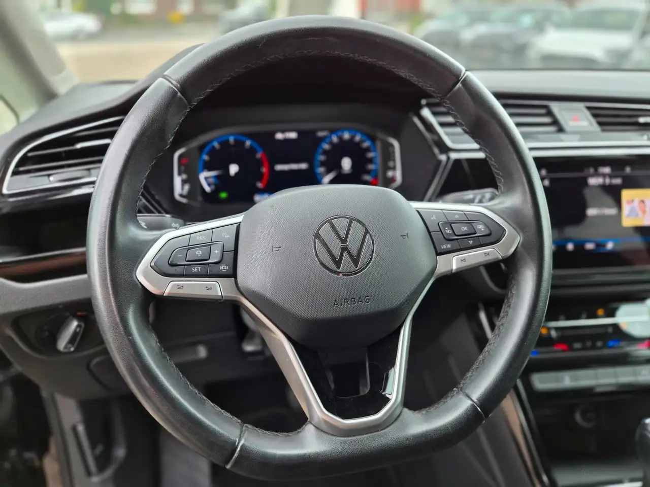 Volkswagen Touran Highline/7-Sitzer/Navi/PDC/Garantie/2.Hd, миниатюра 12
