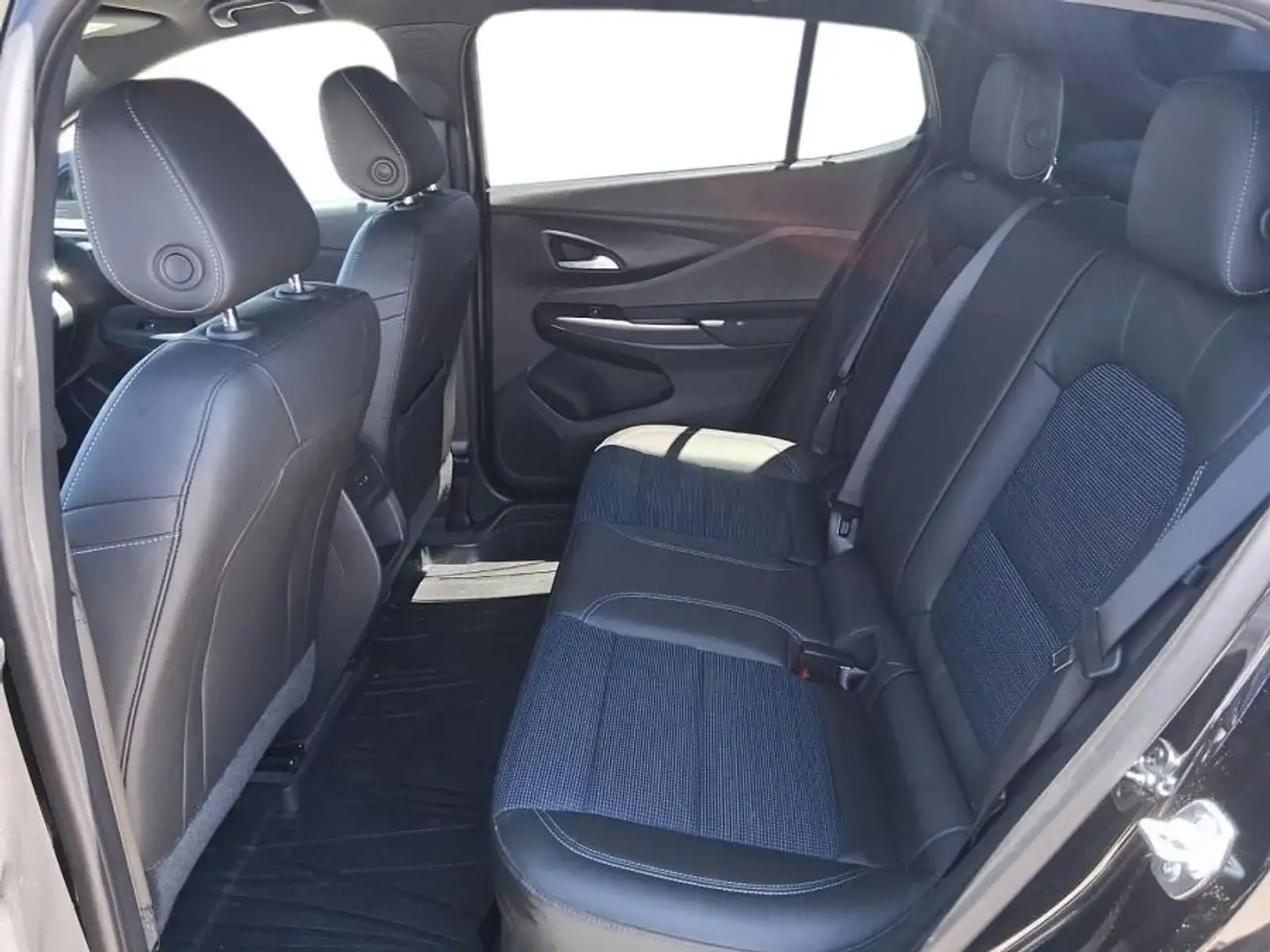 Buick Envista photo Buick Envista