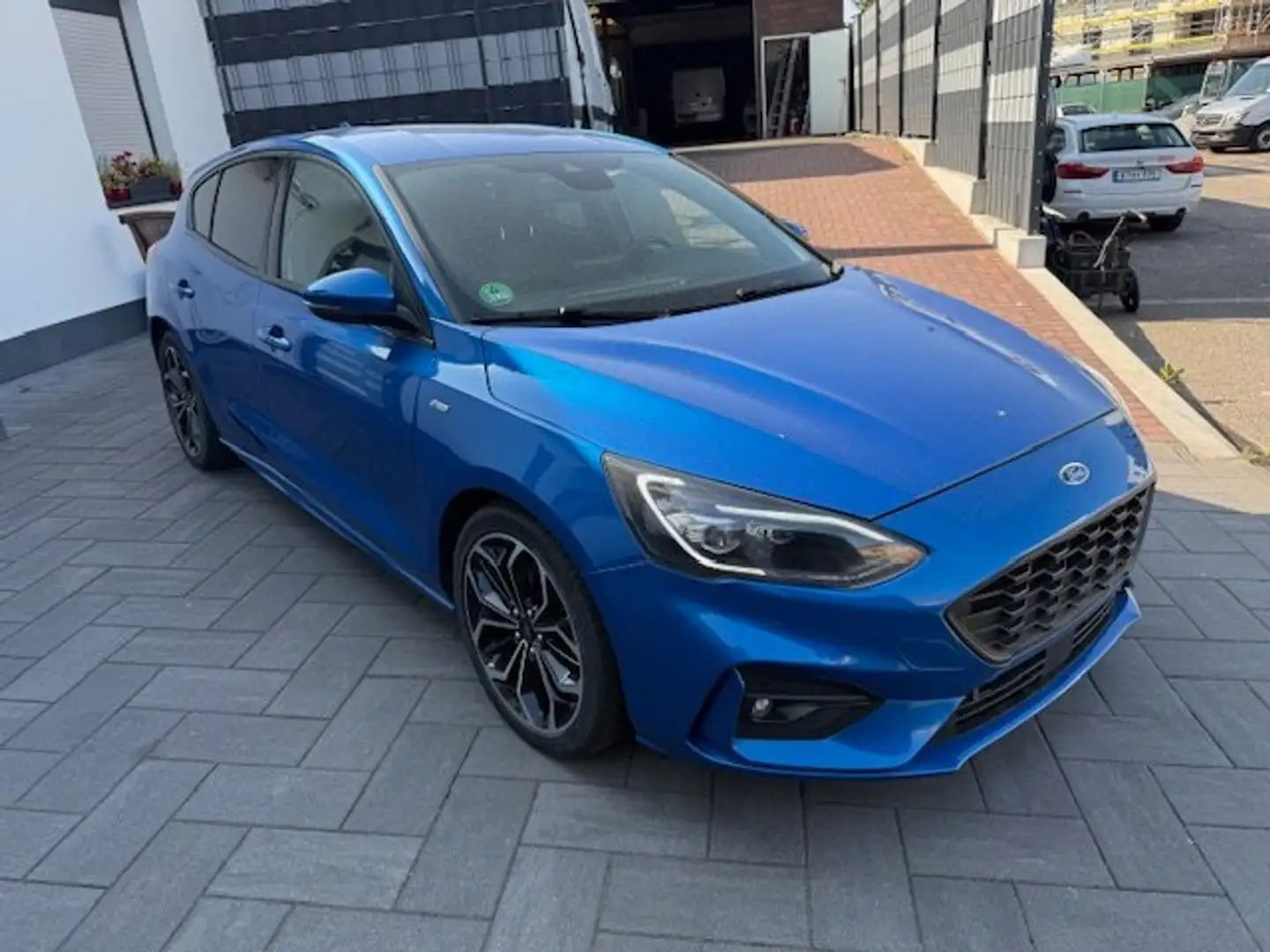 Ford Focus 2.0 ST-Line LED Kamera Sport Sitze Automatik Leder Blau - 2