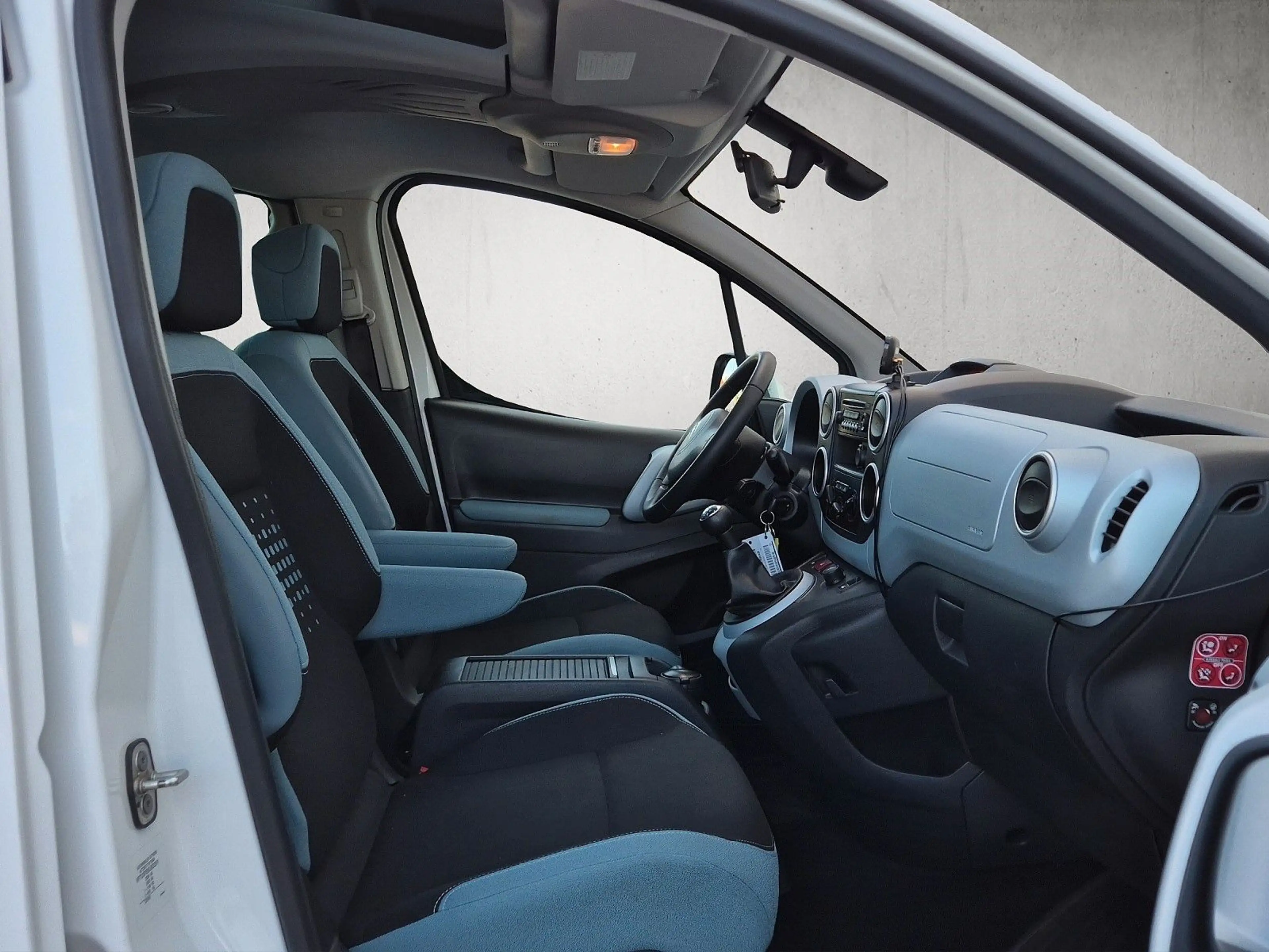 Citroen Berlingo 1.6 Selection/Glasdach/Modutop/Family — photo 13