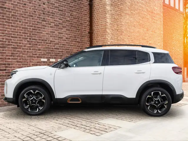 Citroen C5 Aircross view 3