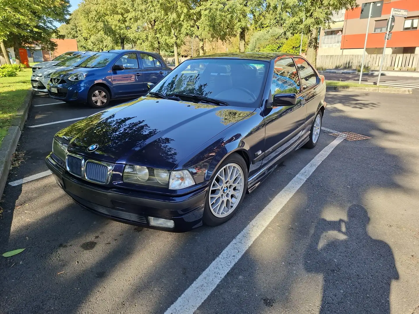 BMW 323 323ti compact - 2