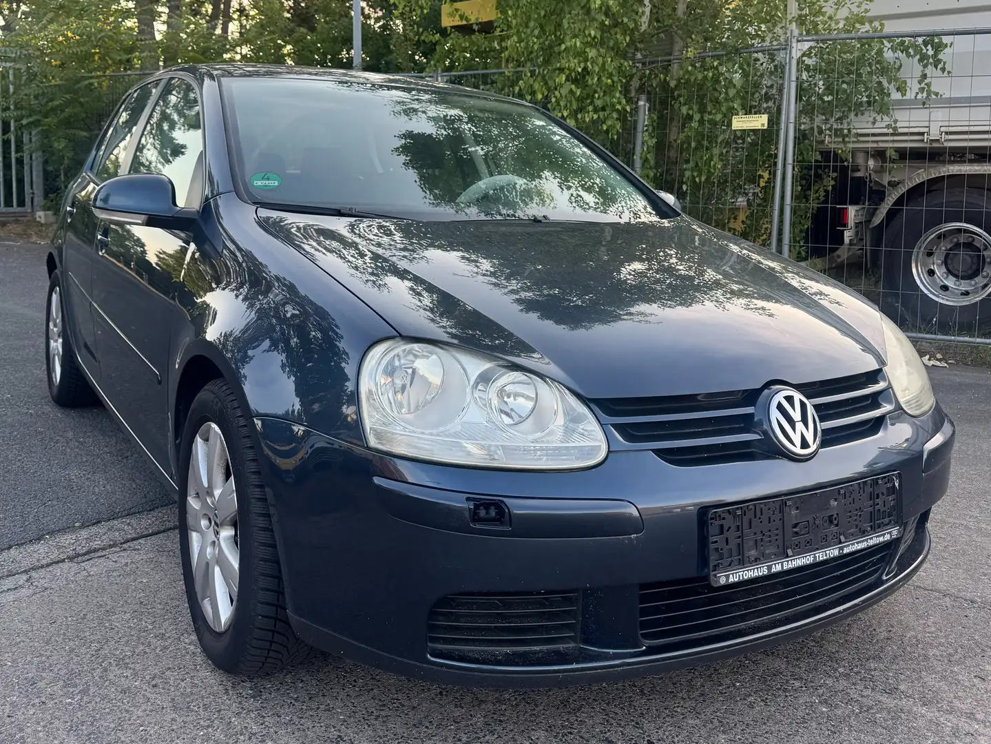 Volkswagen Golf 1.6 Comfortline Blau - 2