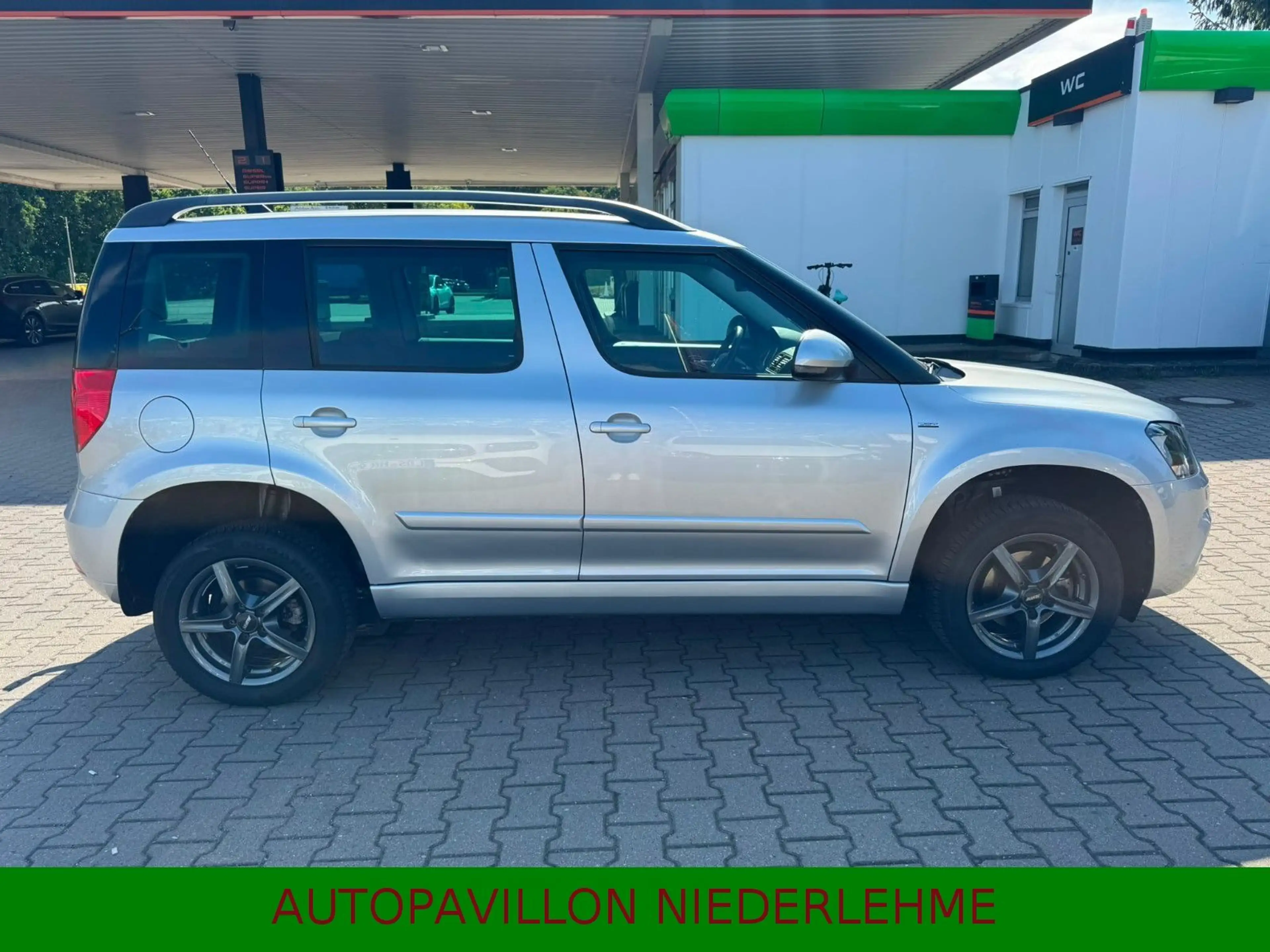 Skoda Yeti 1.2 TSI*Klima*Standhzg*Alu*Sitzhzg*1.Hand* — photo 4