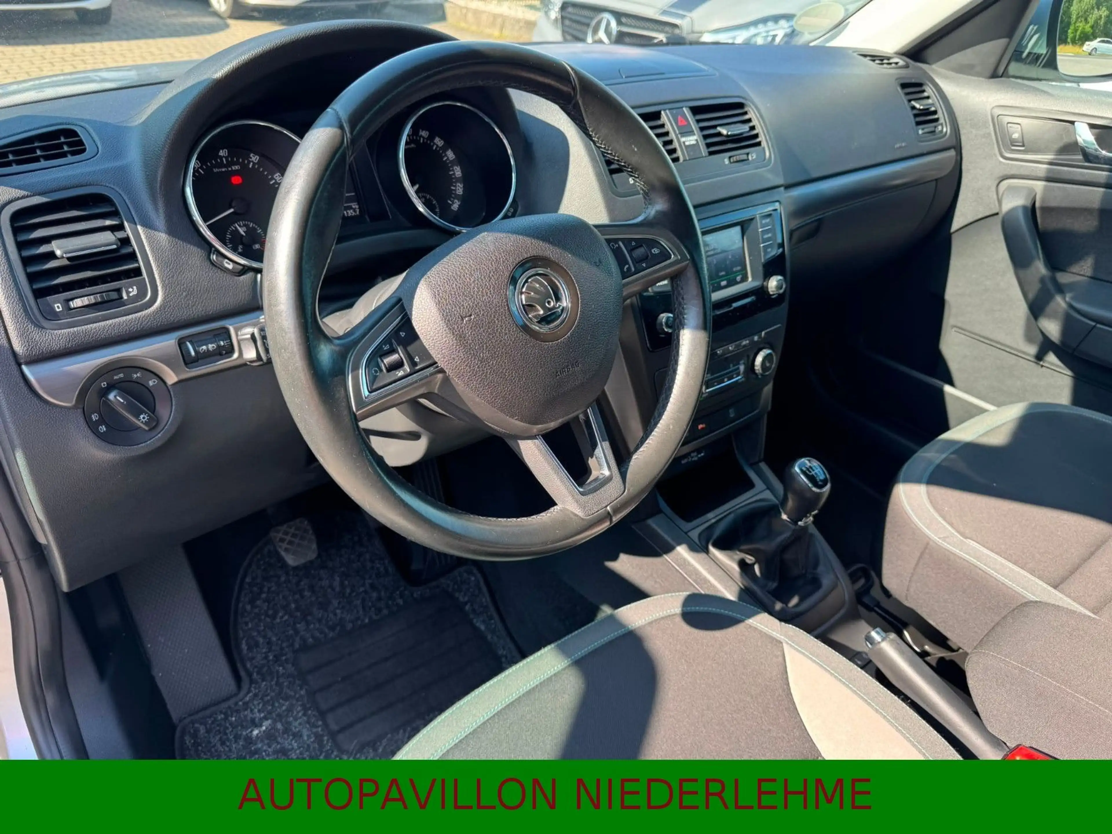 Skoda Yeti 1.2 TSI*Klima*Standhzg*Alu*Sitzhzg*1.Hand* — photo 7