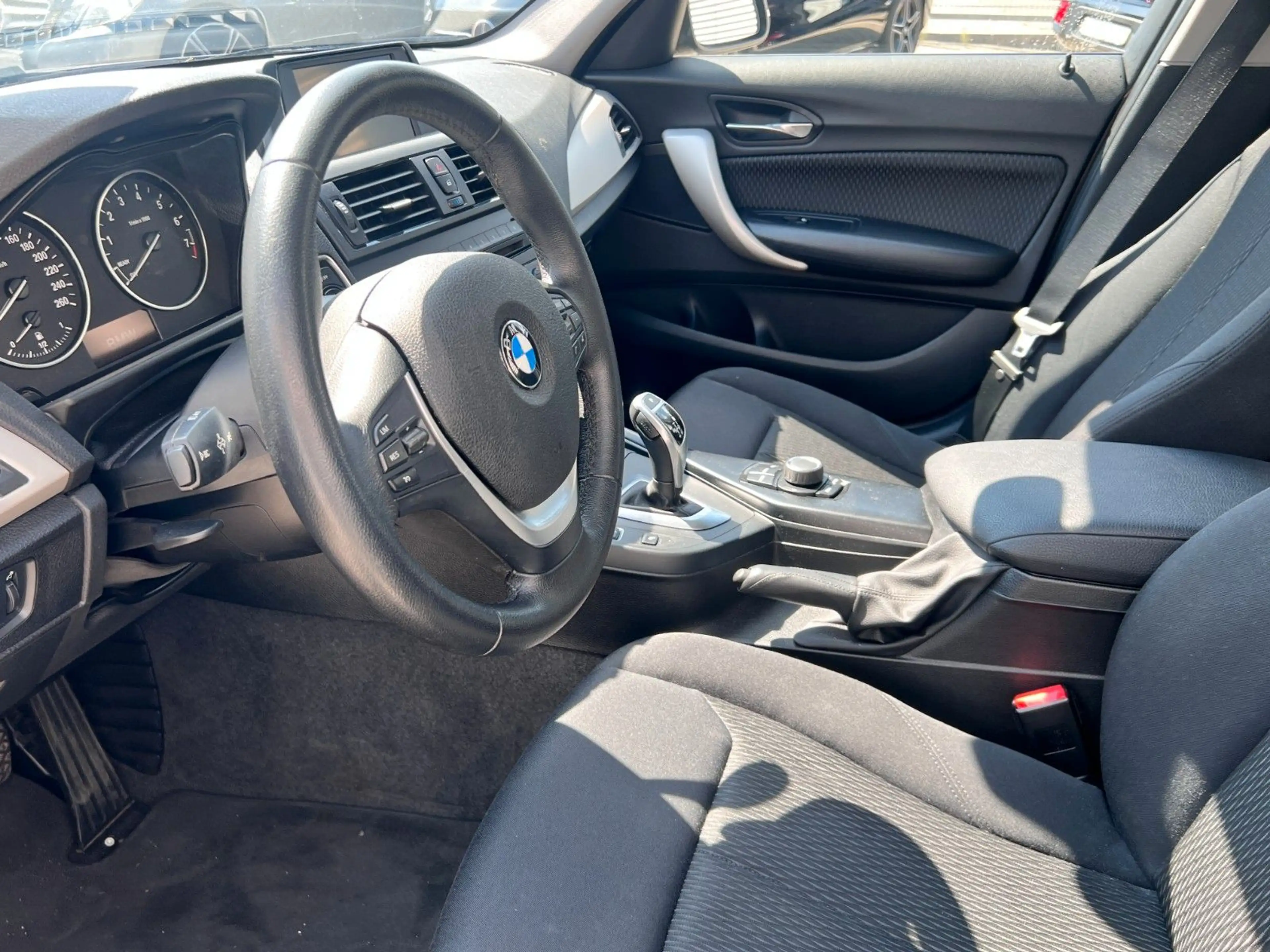 BMW 125 i 1 Limousine 5-trg. 125 i Bi Xenon 52000 KM — photo 11