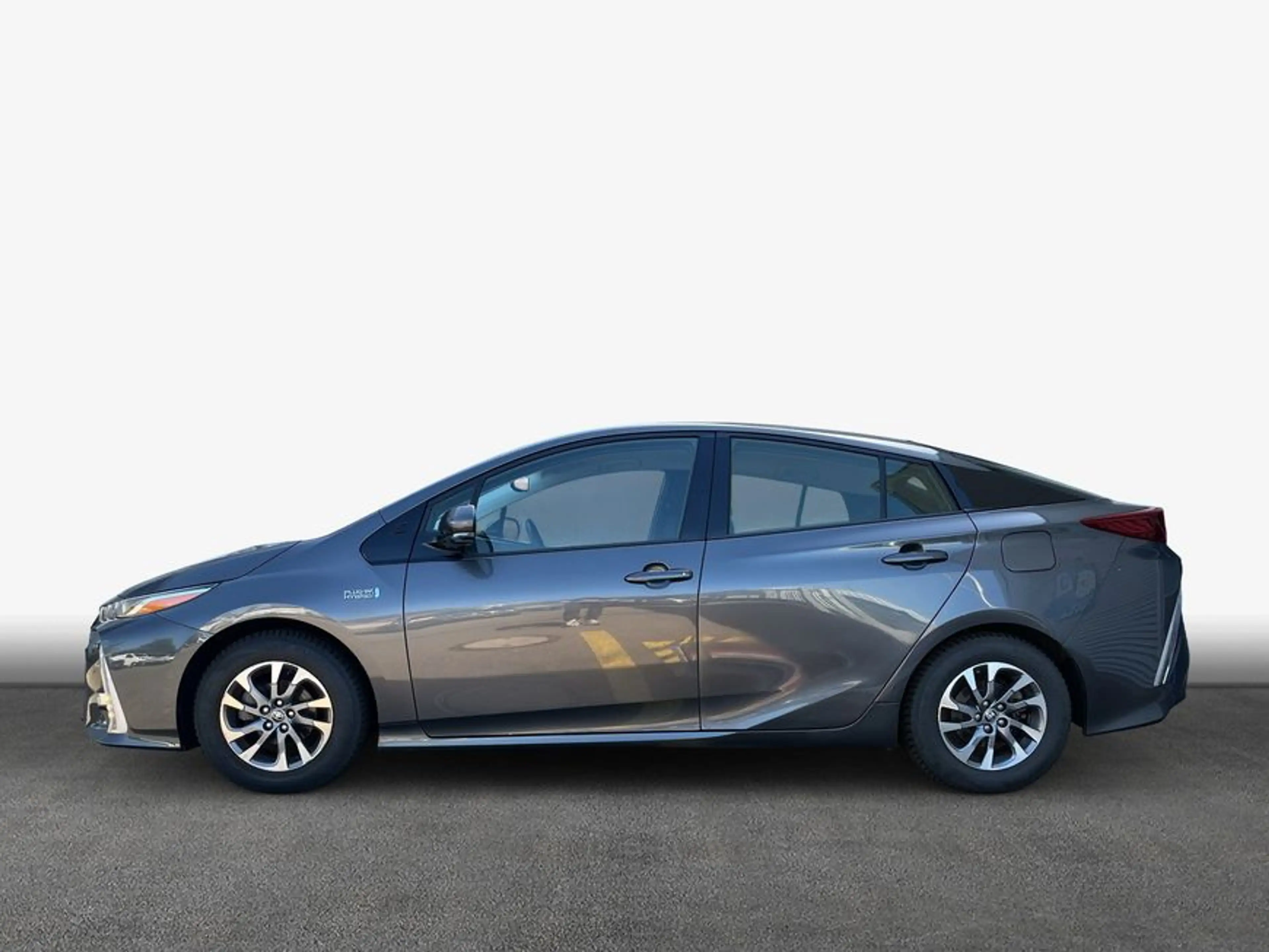 Toyota Prius Plug-in Hybrid Comfort — photo 5