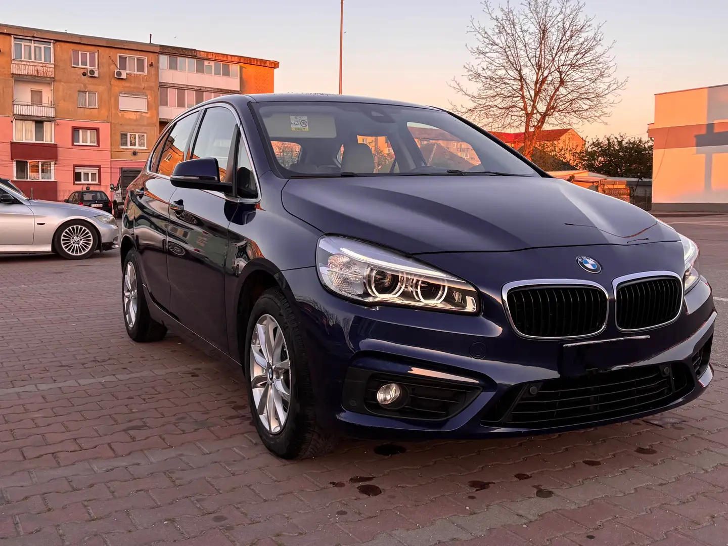 BMW 216 216d Active Tourer Luxury Line - 1