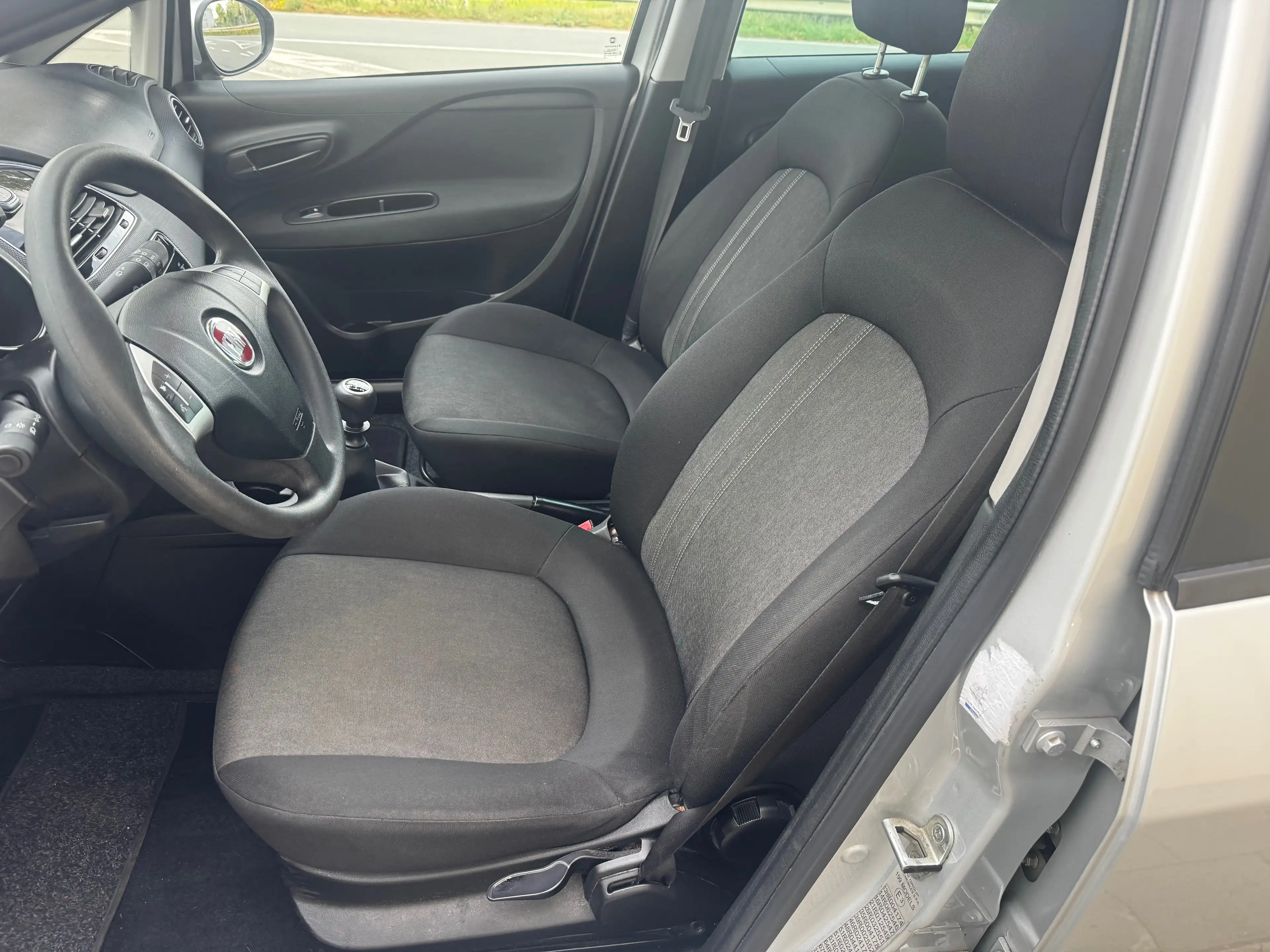 Fiat Punto Punto 1.2i euro 6 garantie 1 an — photo 9
