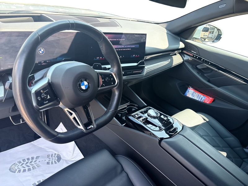 BMW 520 i Lim Aut M SportPro — photo 3