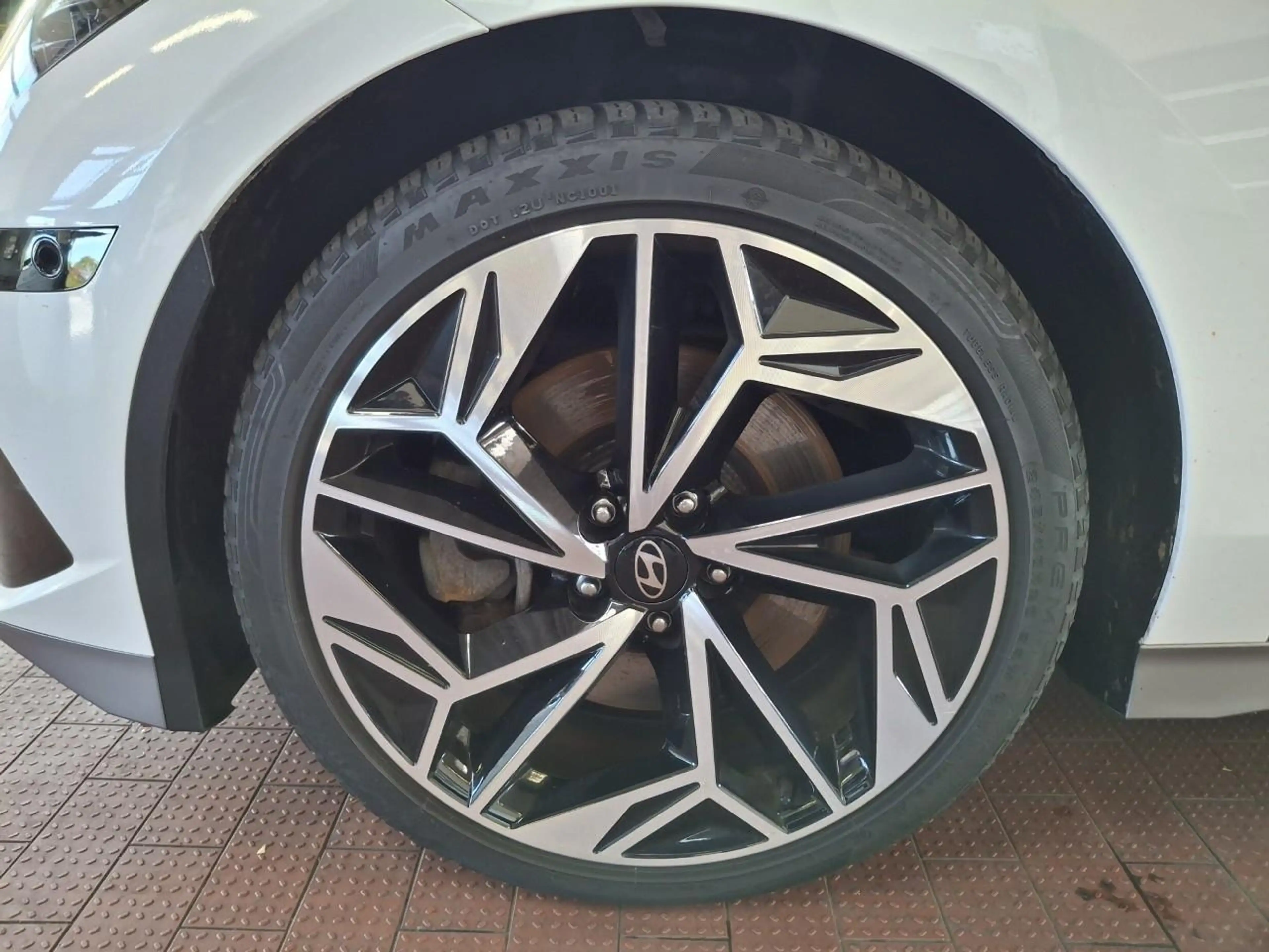 Hyundai IONIQ 6 77,4 kWh 4WD TECHNIQ MATRIX-LED/PARK-PAKET/EHK — photo 8