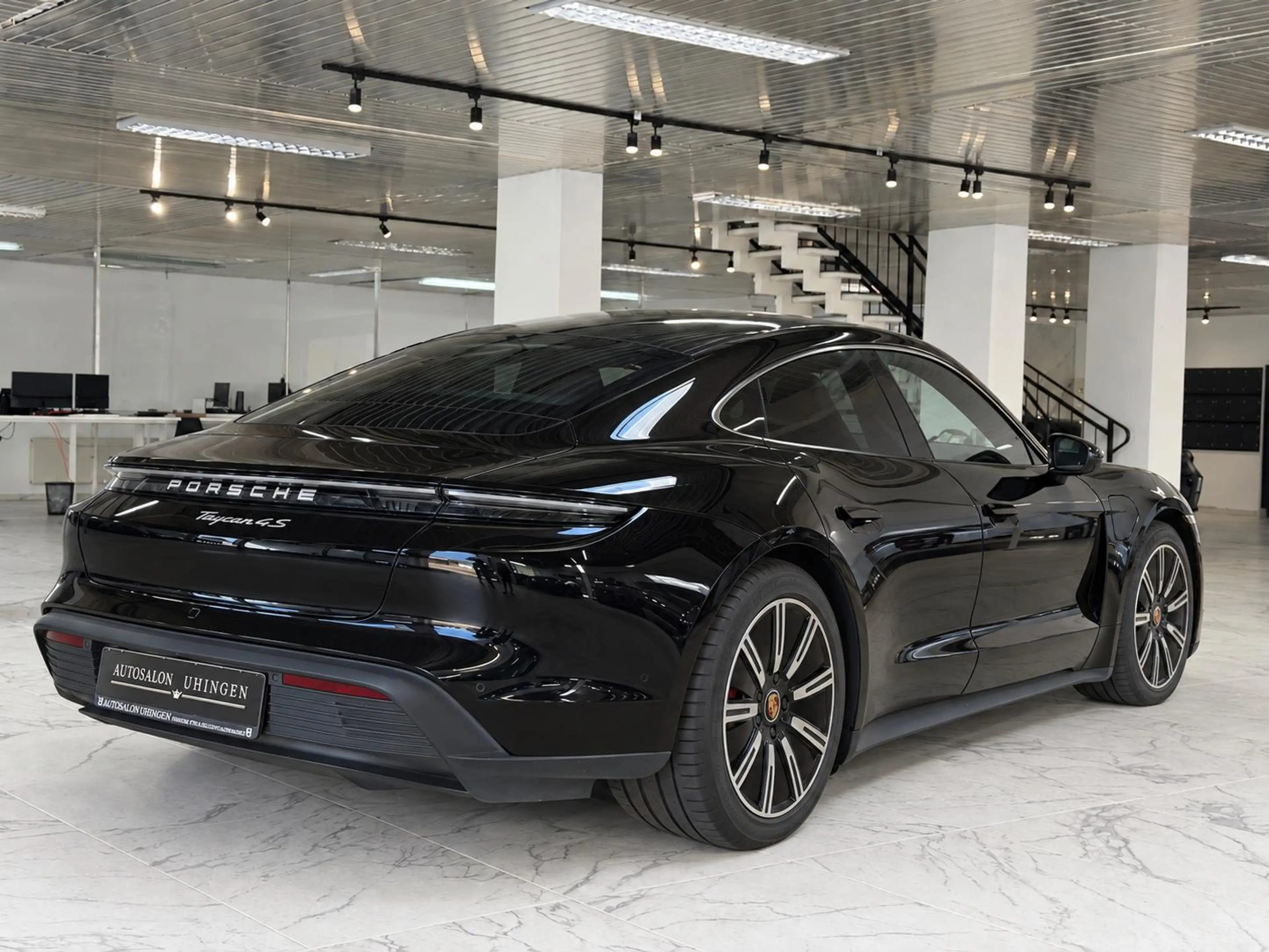 Porsche Taycan 4S PERFORMANCEBATTERIE+*LUFT*PAN*4RADLENK — photo 3