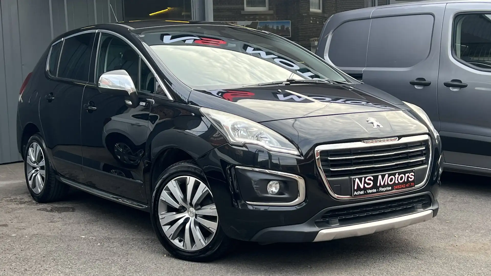 Peugeot 3008 1.6 BlueHDi Allure Noir - 2