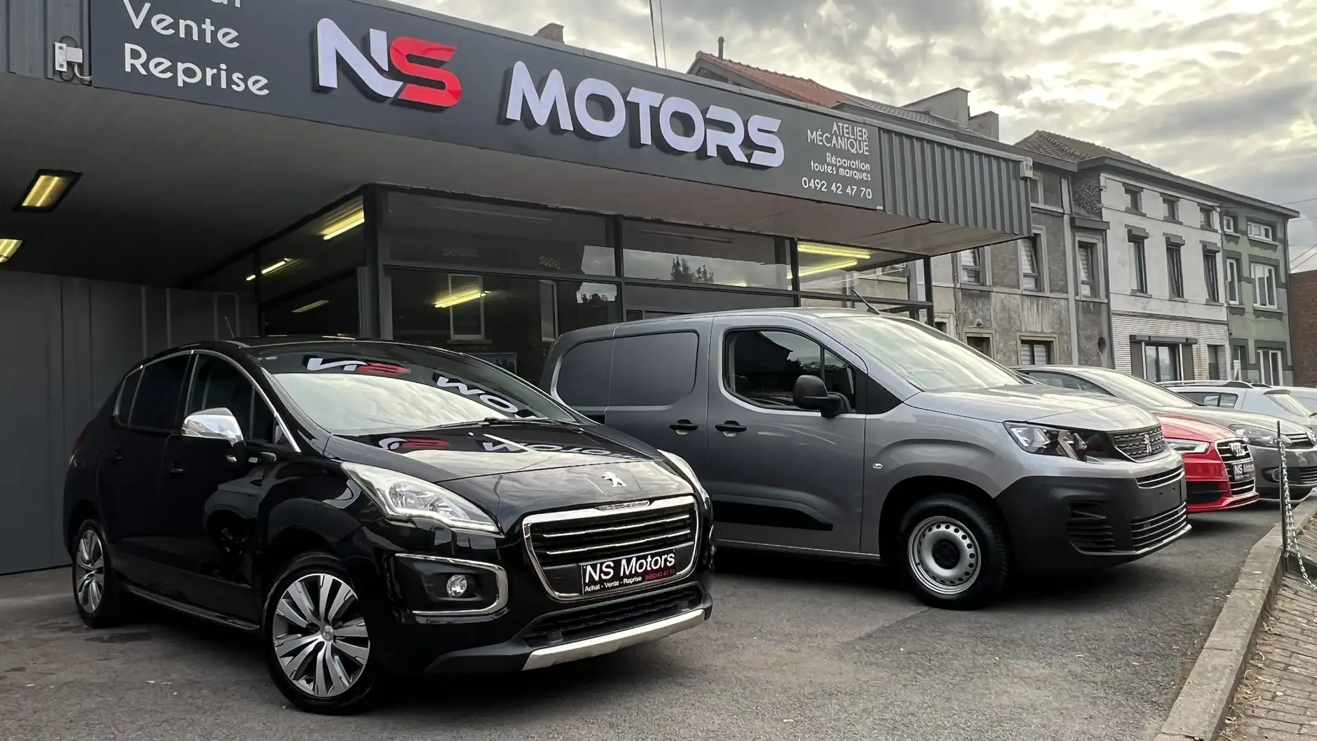 Peugeot 3008 1.6 BlueHDi Allure Noir - 1