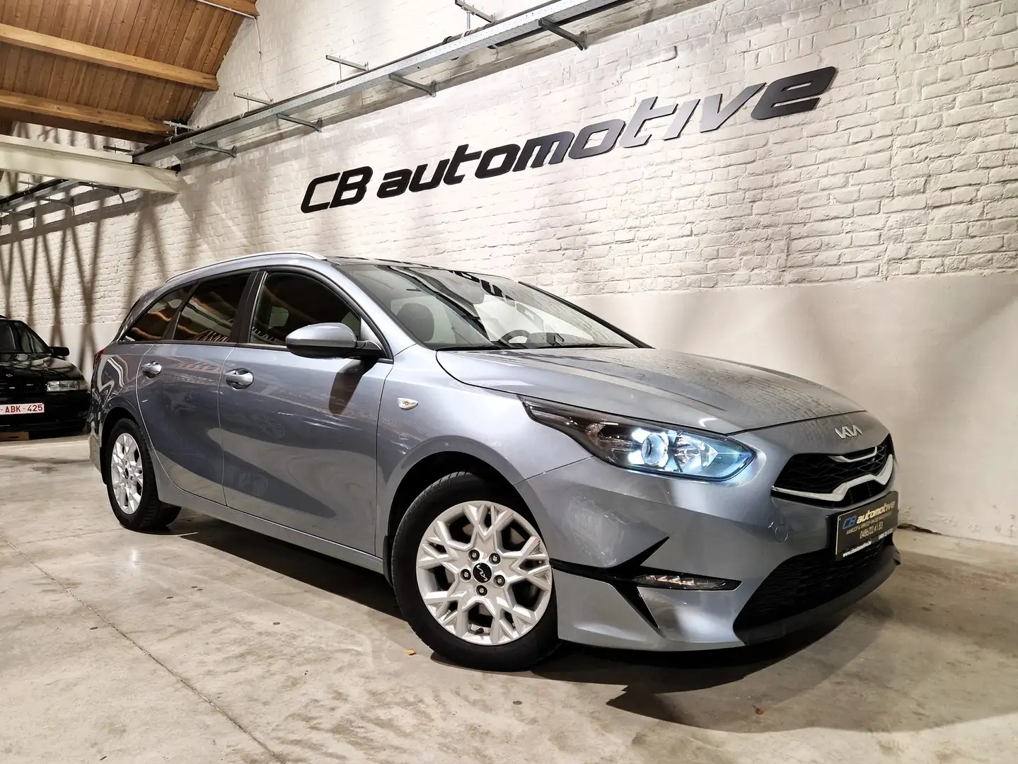 Kia Ceed SW / cee'd SW Ceed SW 1.5 T-GDI  Automaat BTW aftrekbaar Gris - 1