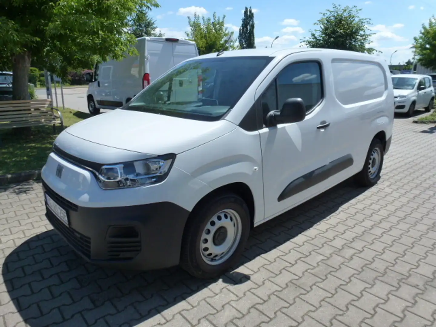 Fiat Doblo KaWa L2 50 kWh (136 PS) Weiß - 1