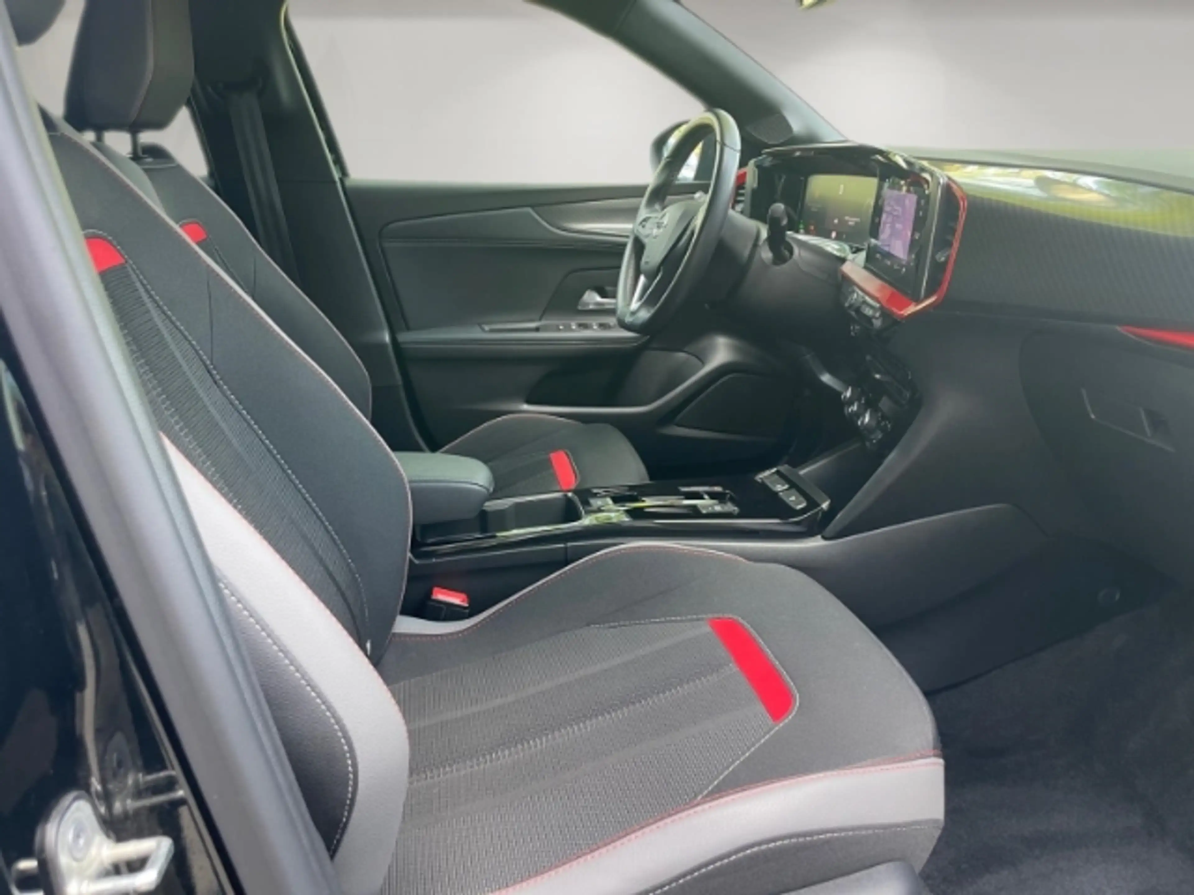 Opel Mokka-E GS Line 50kWh/Navi/Sitzheizung/Keyless/PDC/RFK/Kli — photo 14