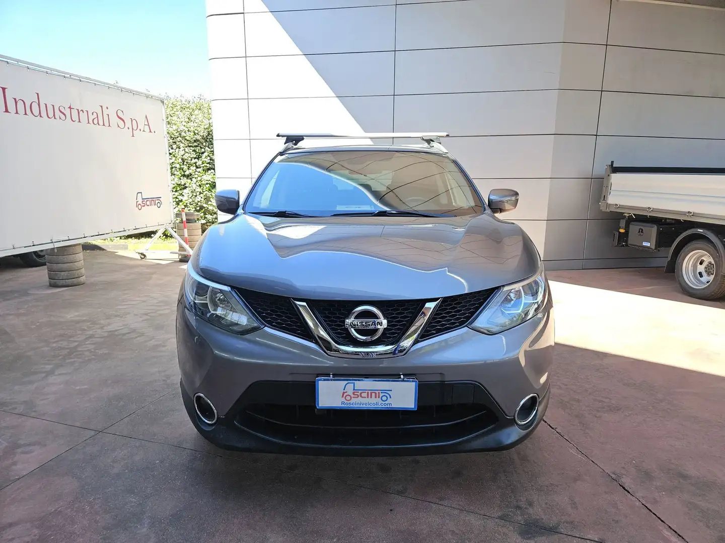 Nissan Qashqai Qashqai 1.2 DIG-T Acenta Grau - 2