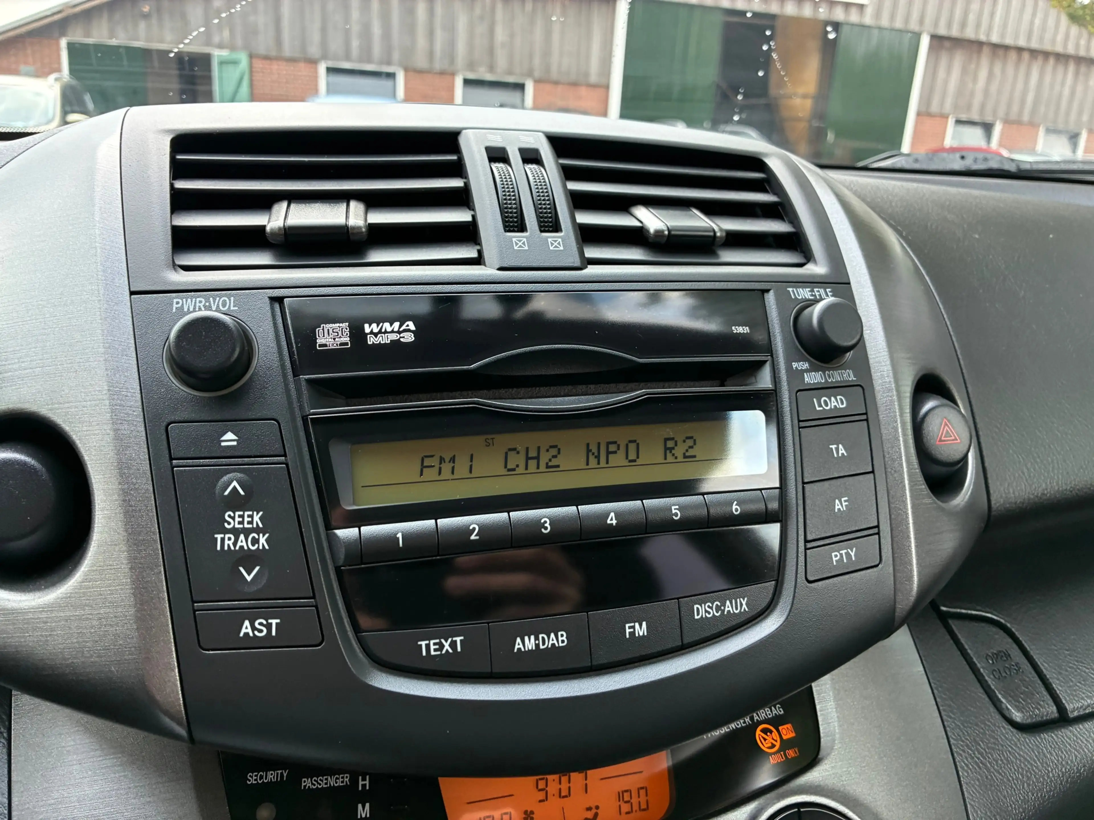 Toyota RAV 4 2.0 VVTi Dynamic 2WD | Cruise + Clima Nu € 7.975,- — photo 21