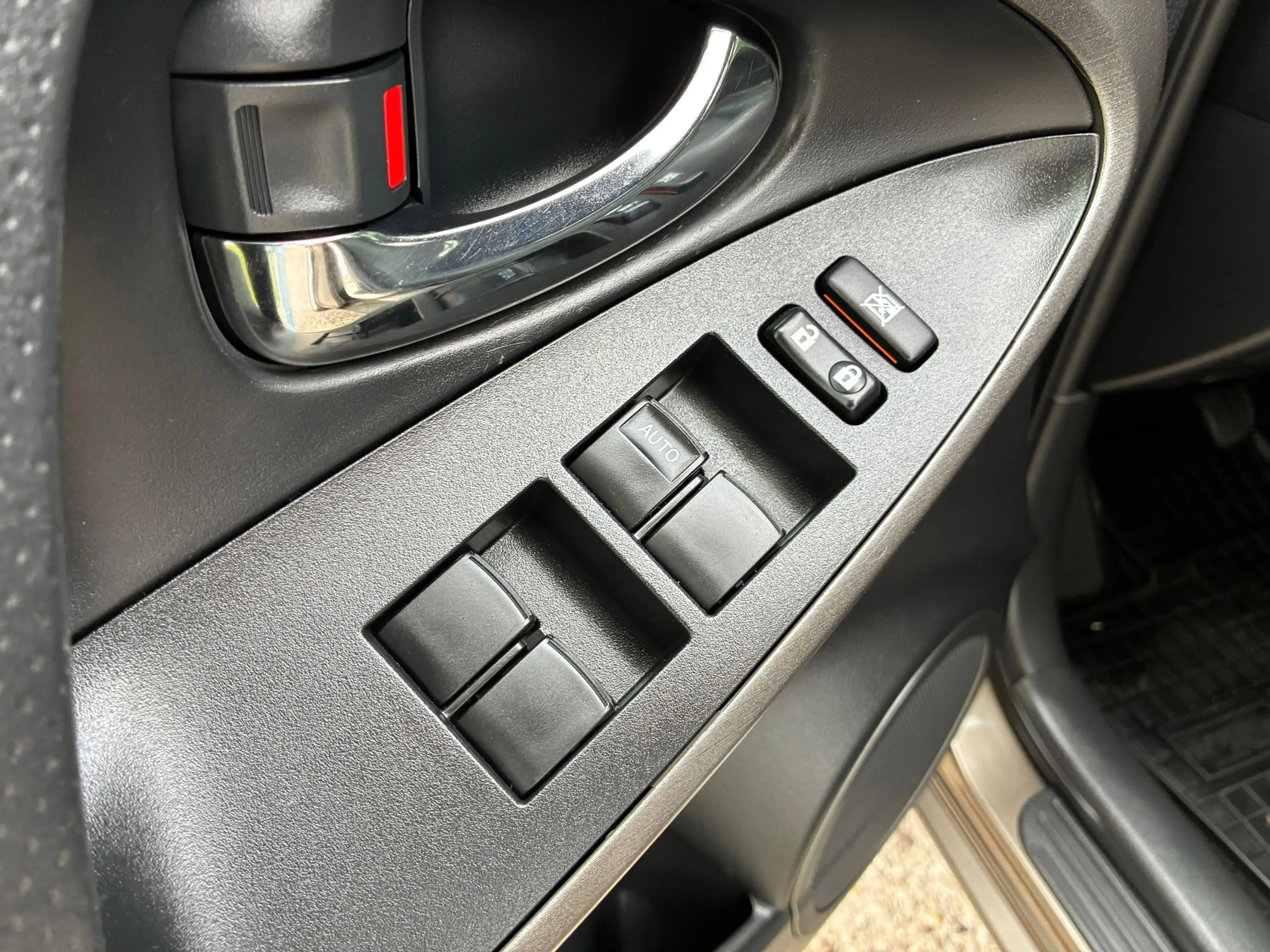 Toyota RAV 4 2.0 VVTi Dynamic 2WD | Cruise + Clima Nu € 7.975,- — photo 13