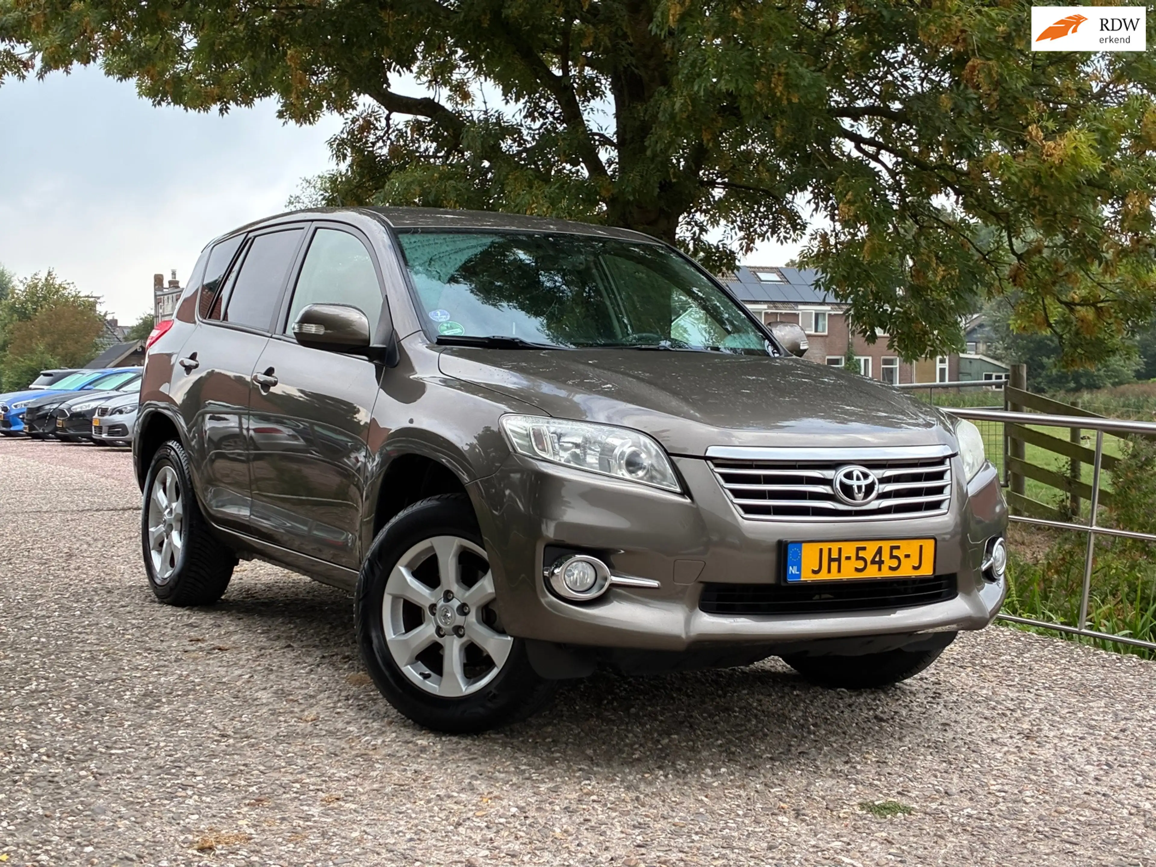Toyota RAV 4 2.0 VVTi Dynamic 2WD | Cruise + Clima Nu € 7.975,-
