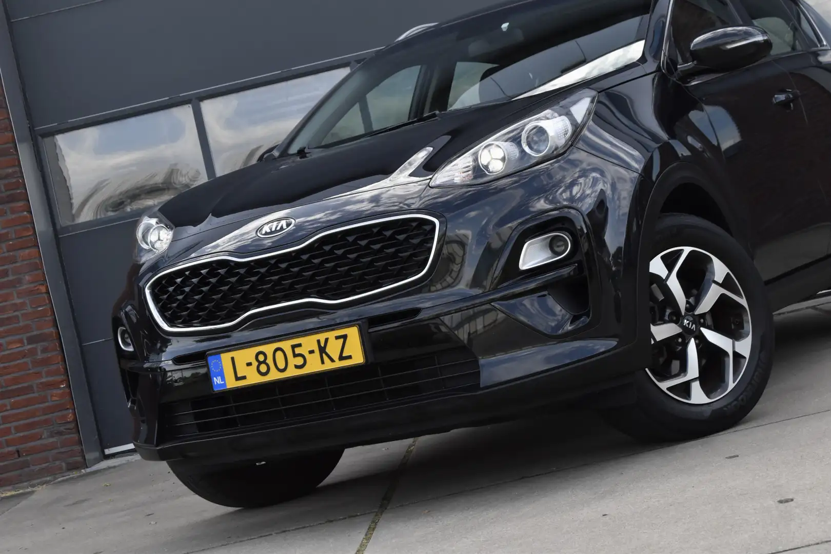 Kia Sportage 1.6 GDI DynamicLine Carplay - Trekhaak - Cruise - Zwart - 2