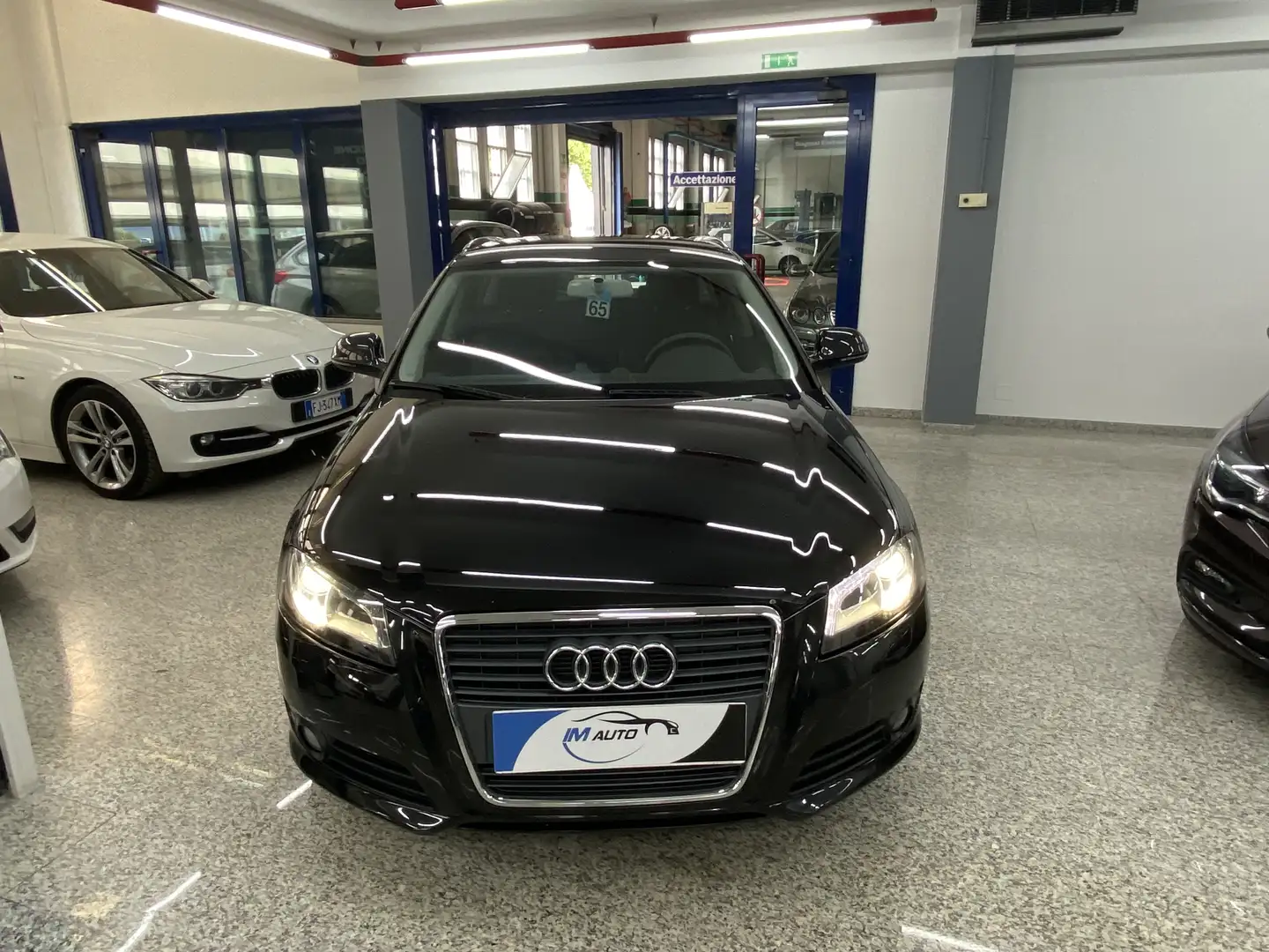 Audi A3 Sportback 2.0 tdi Ambition Negro - 1